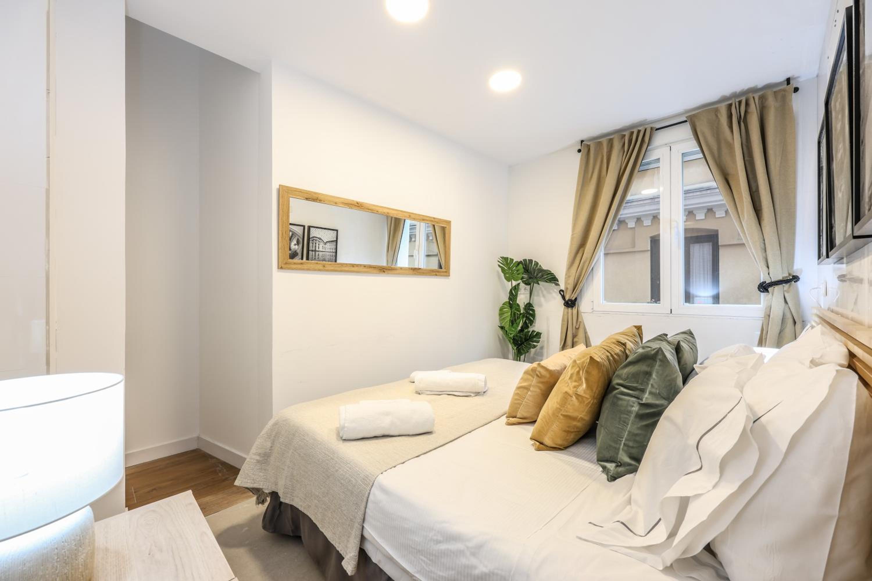 Double Room with Shared Bathroom photo 2