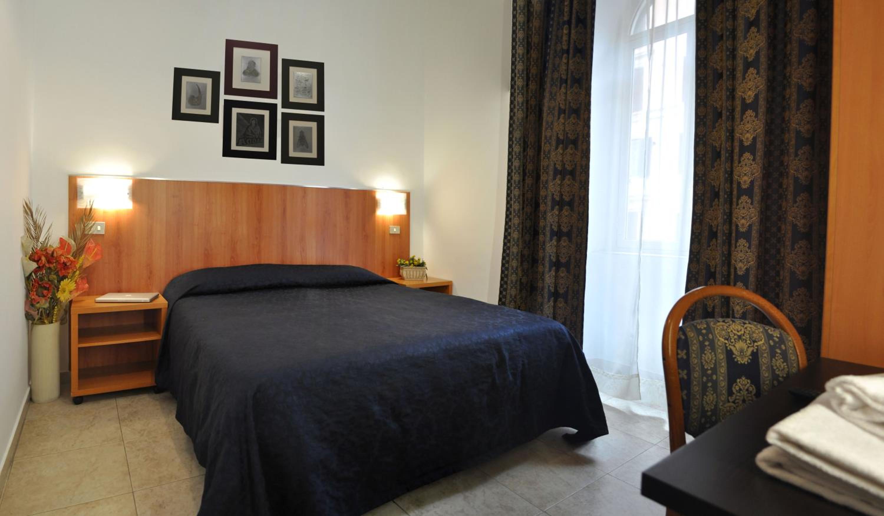 Double or Twin Room photo 1