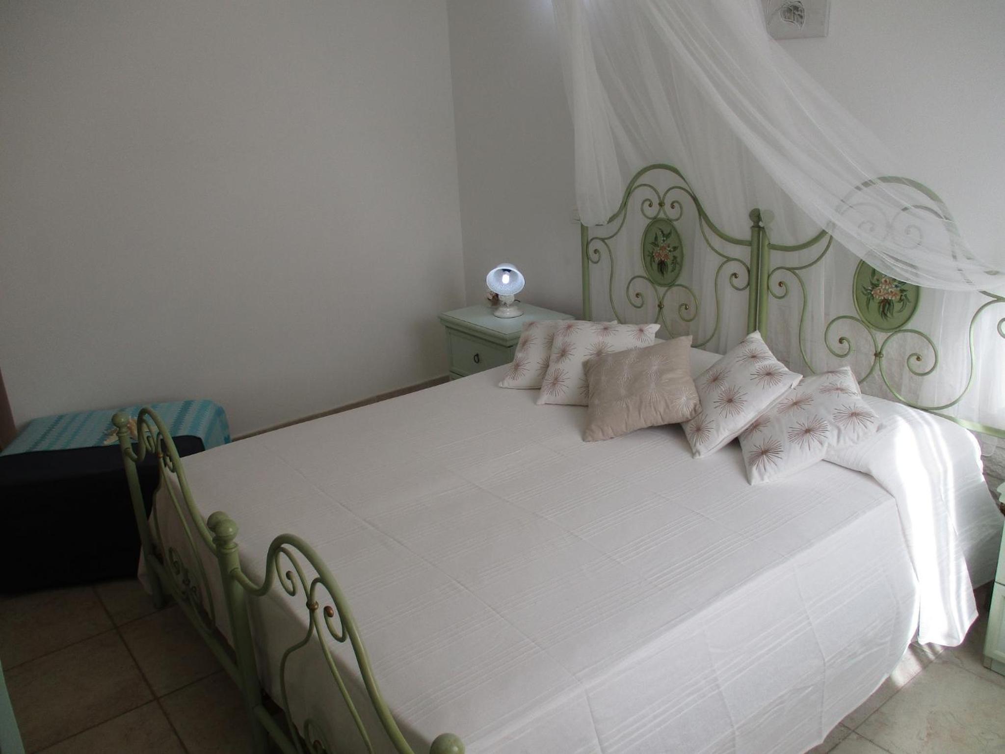 Double or Twin Room (2 Adults + 1 Child) - Photo 3