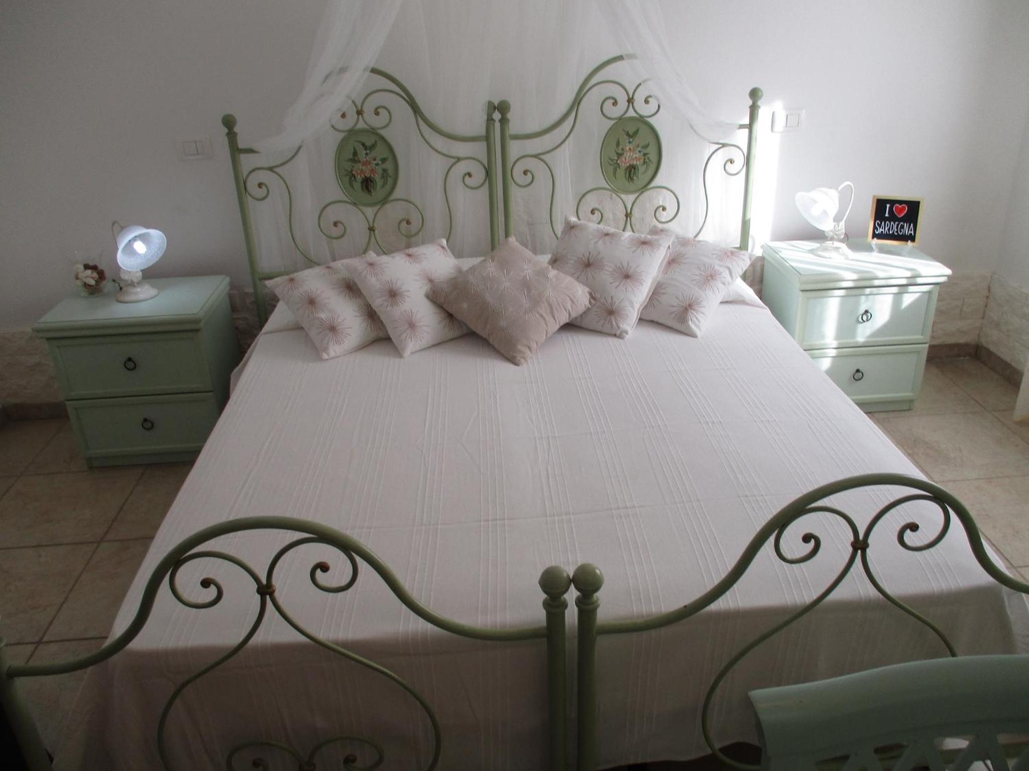 Double or Twin Room (2 Adults + 1 Child) - Photo 17