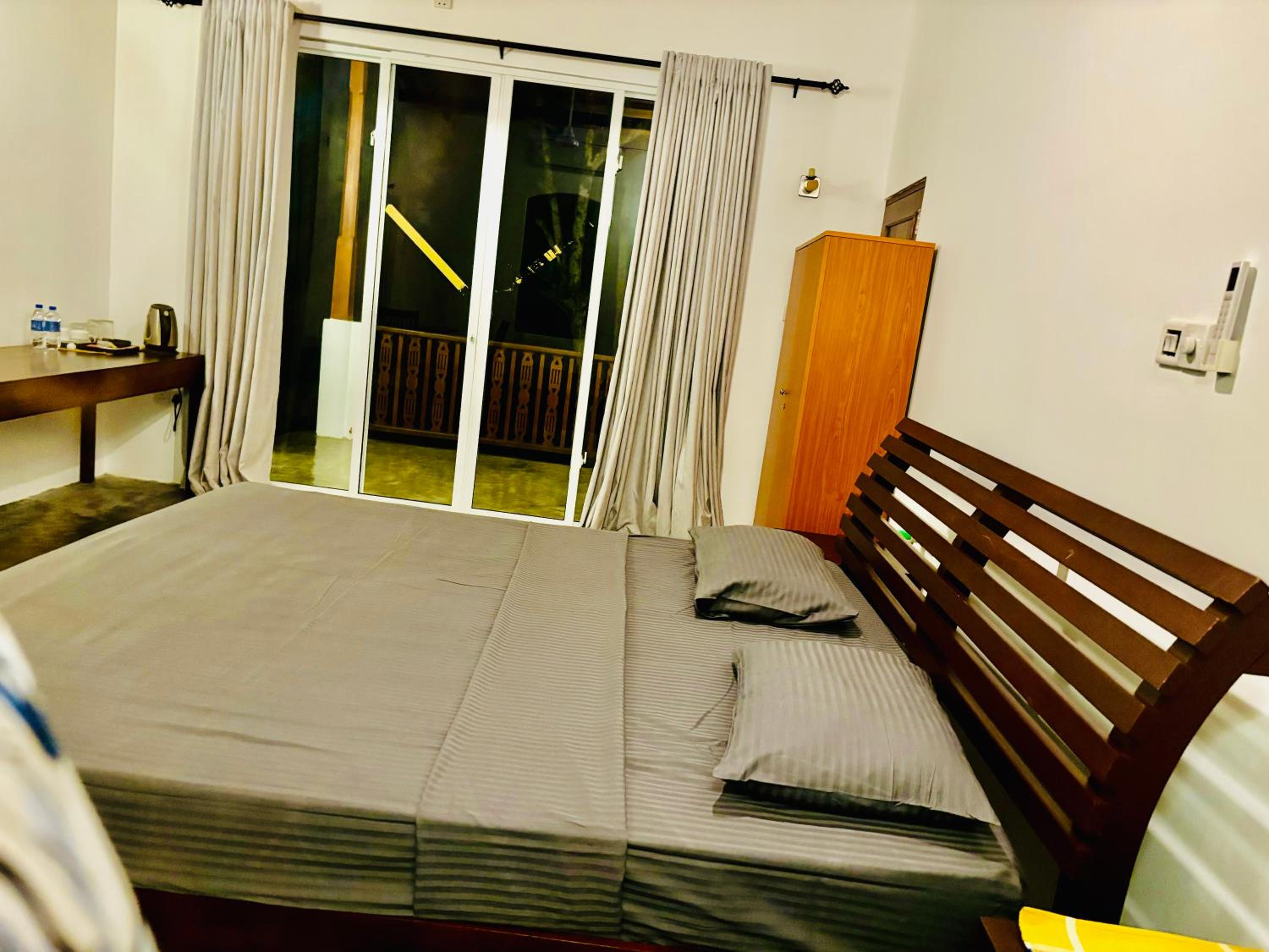 Double or Twin Room with Shared Bathroom