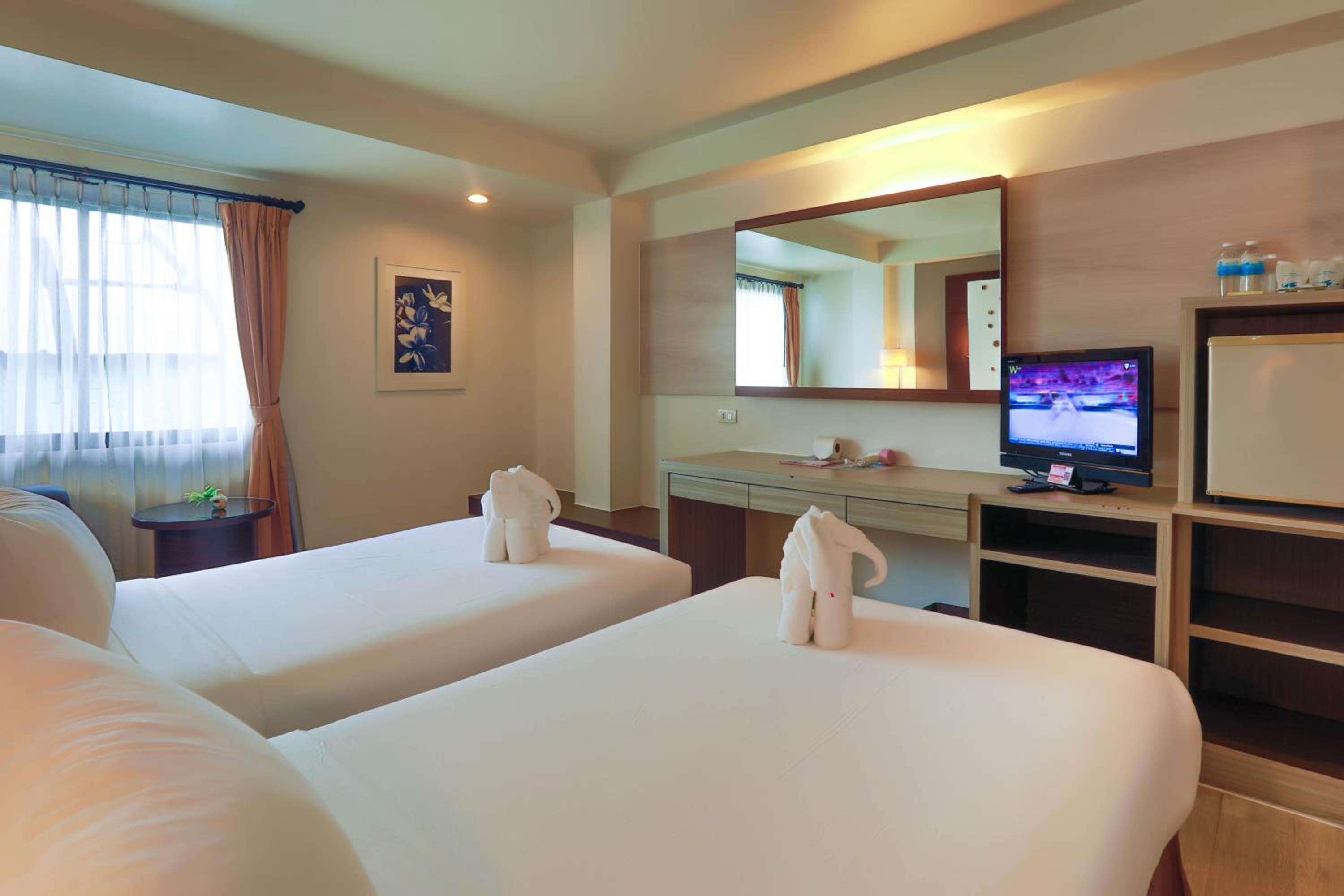 Standard Twin Room - Photo 1
