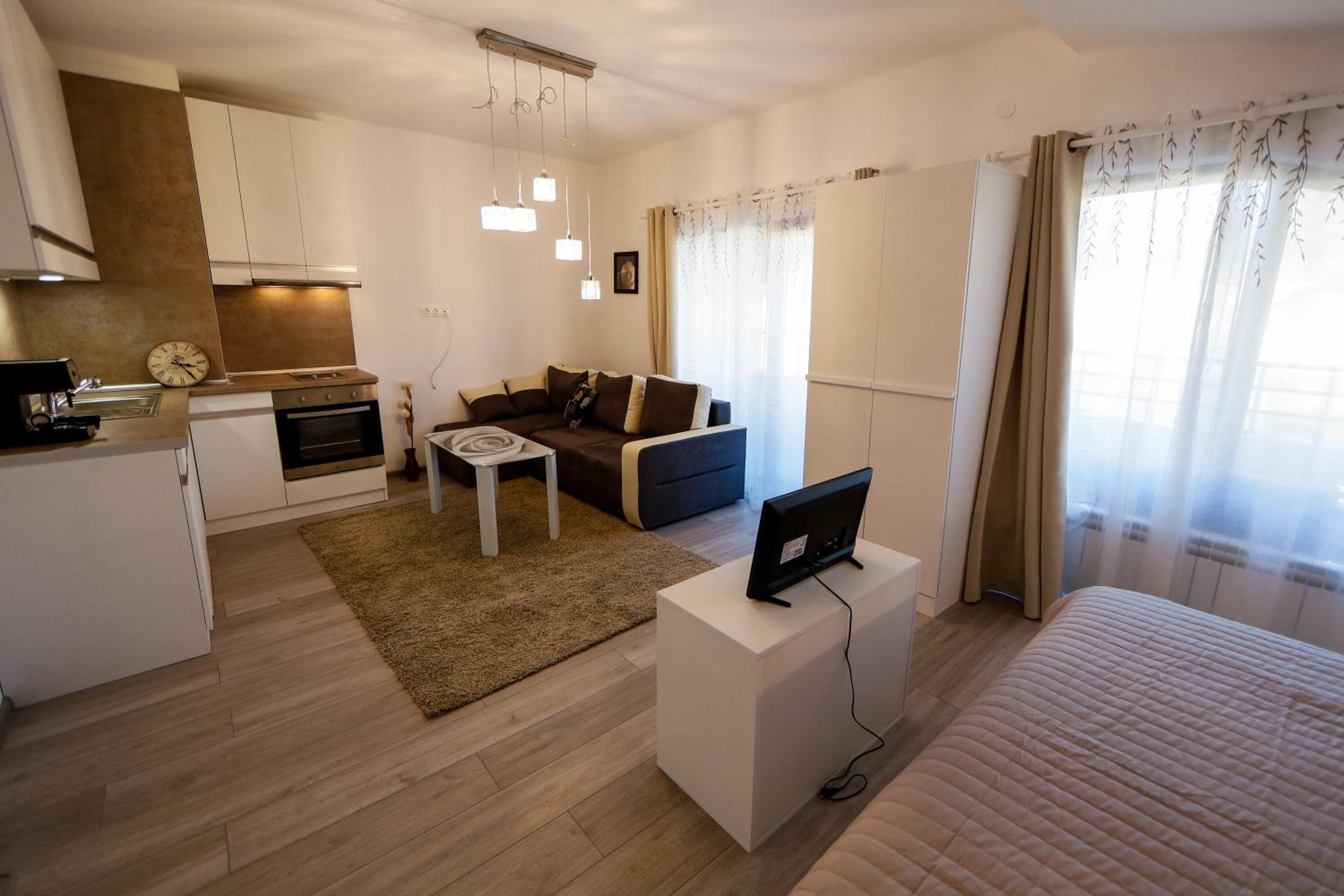 Studio with Terrace