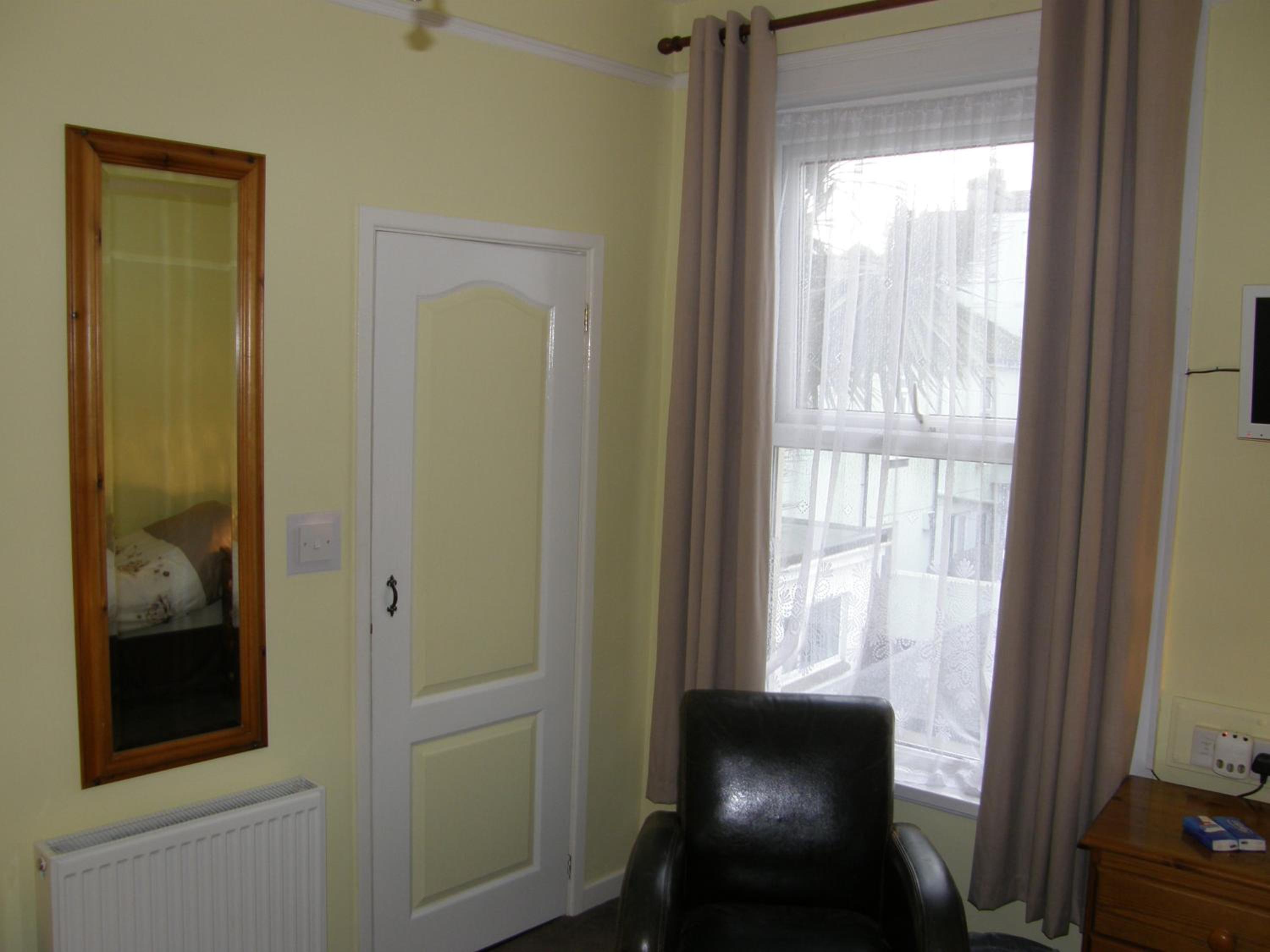 Family Room photo 1