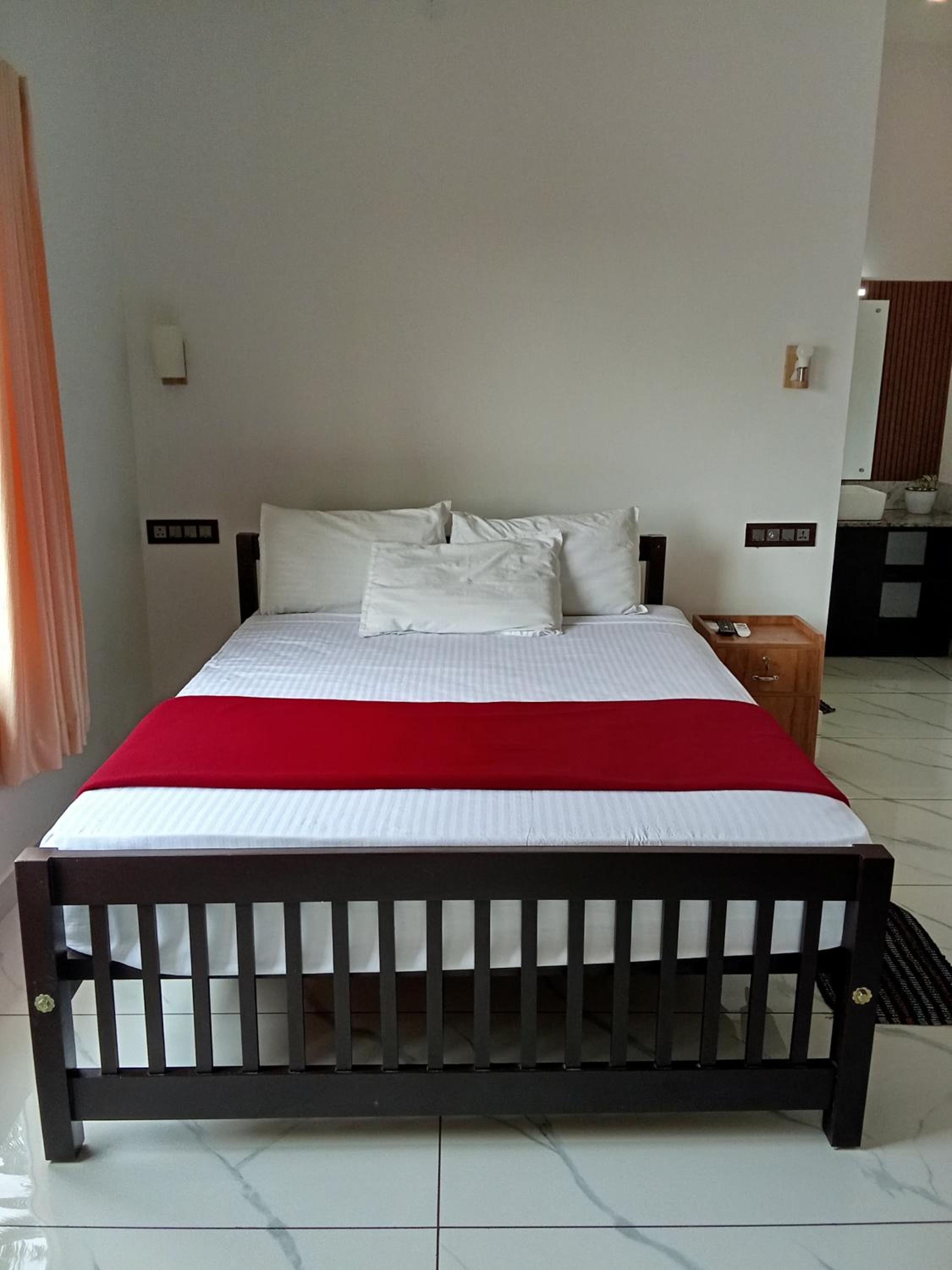Deluxe Double Room - Photo 5