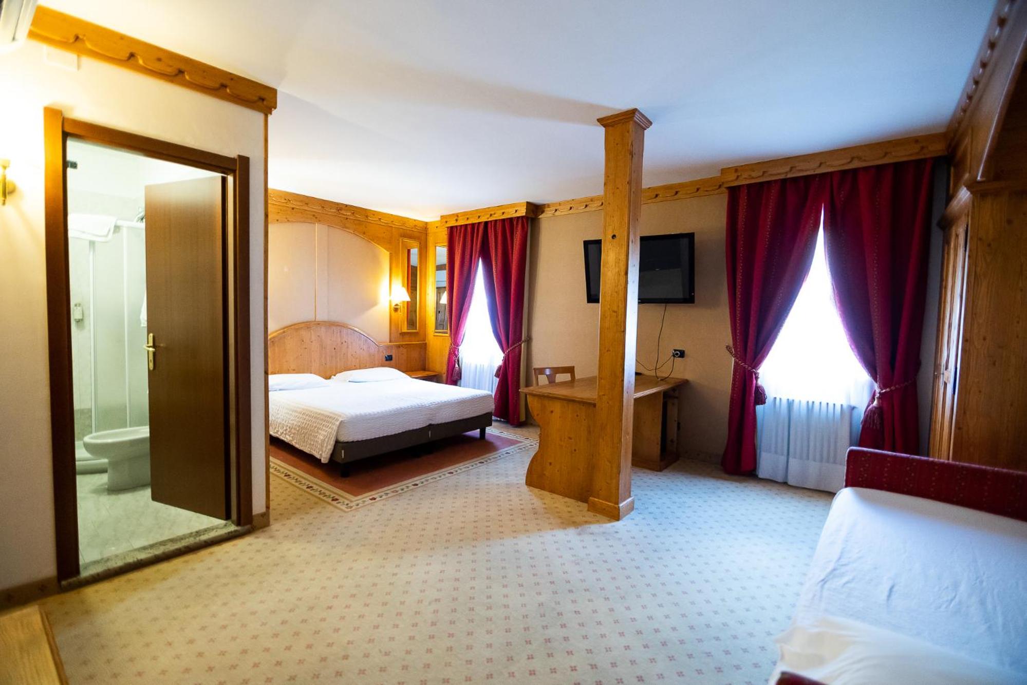 Comfort Triple Room photo 3