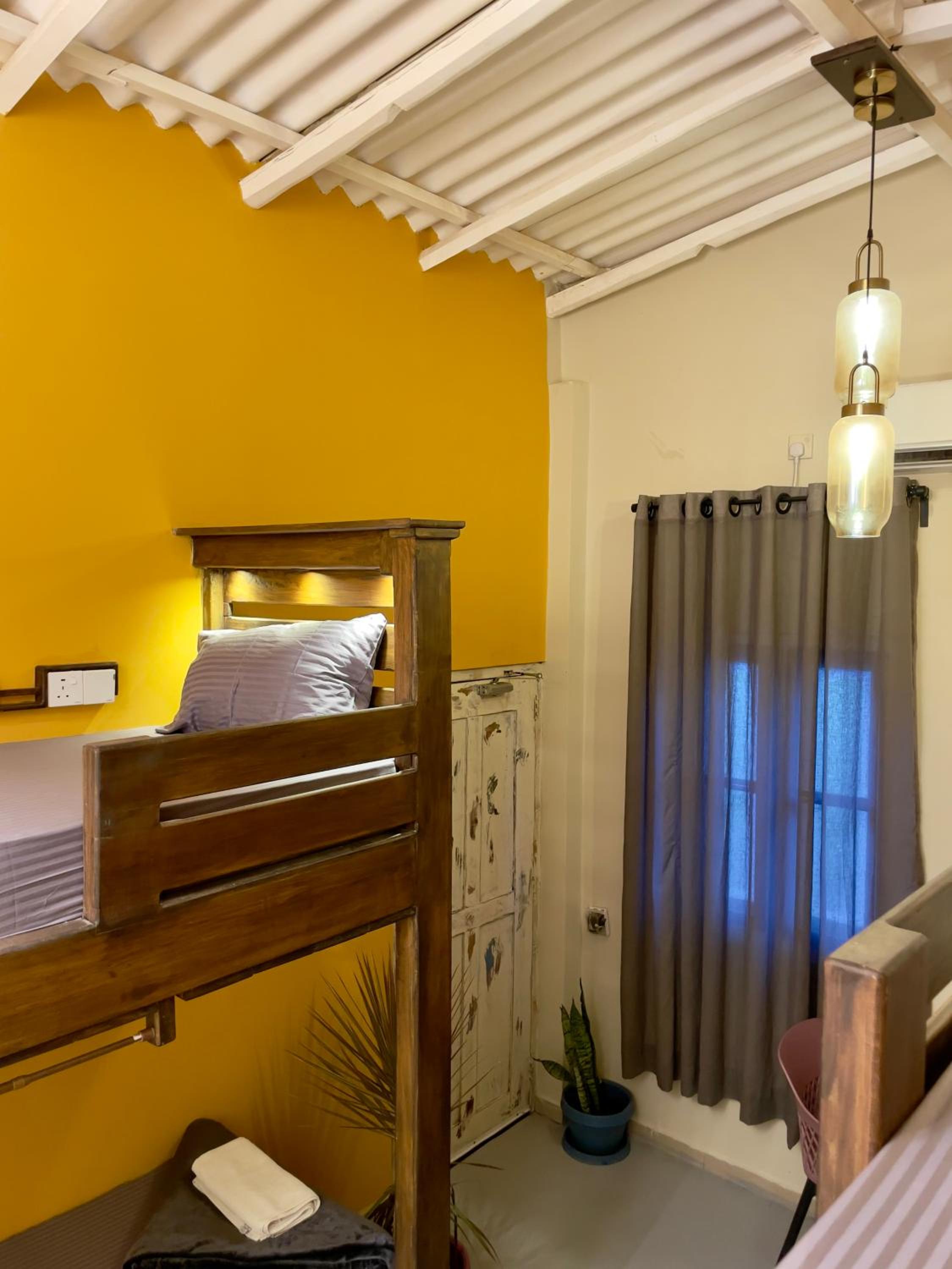 Bed in 4-Bed Mixed Dormitory Room photo 2