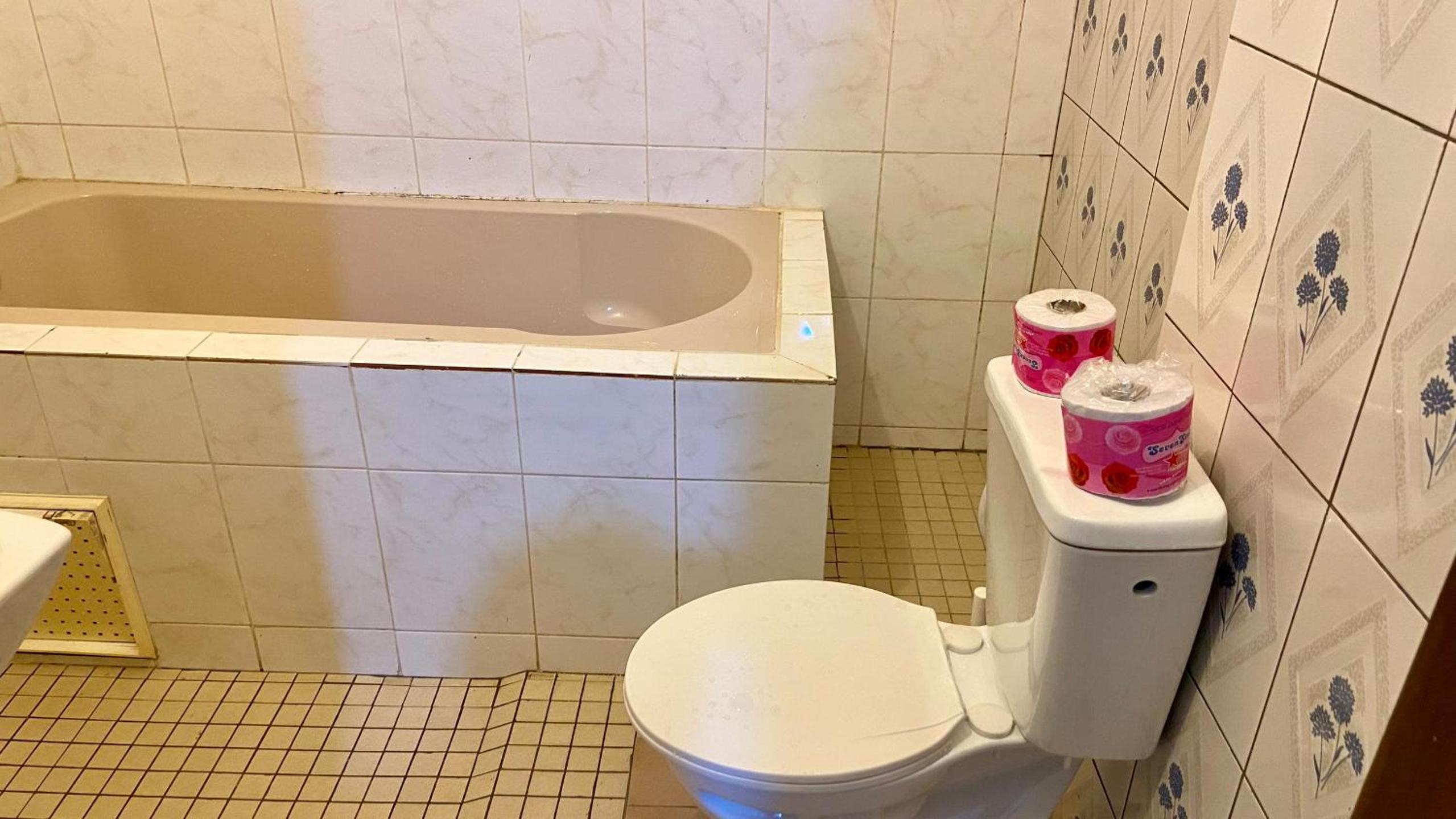 Double Room with Private Bathroom photo 2