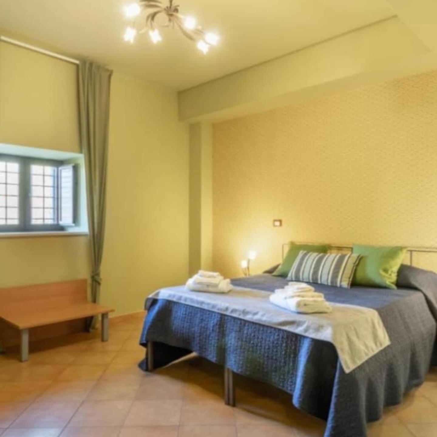 Large Double Room