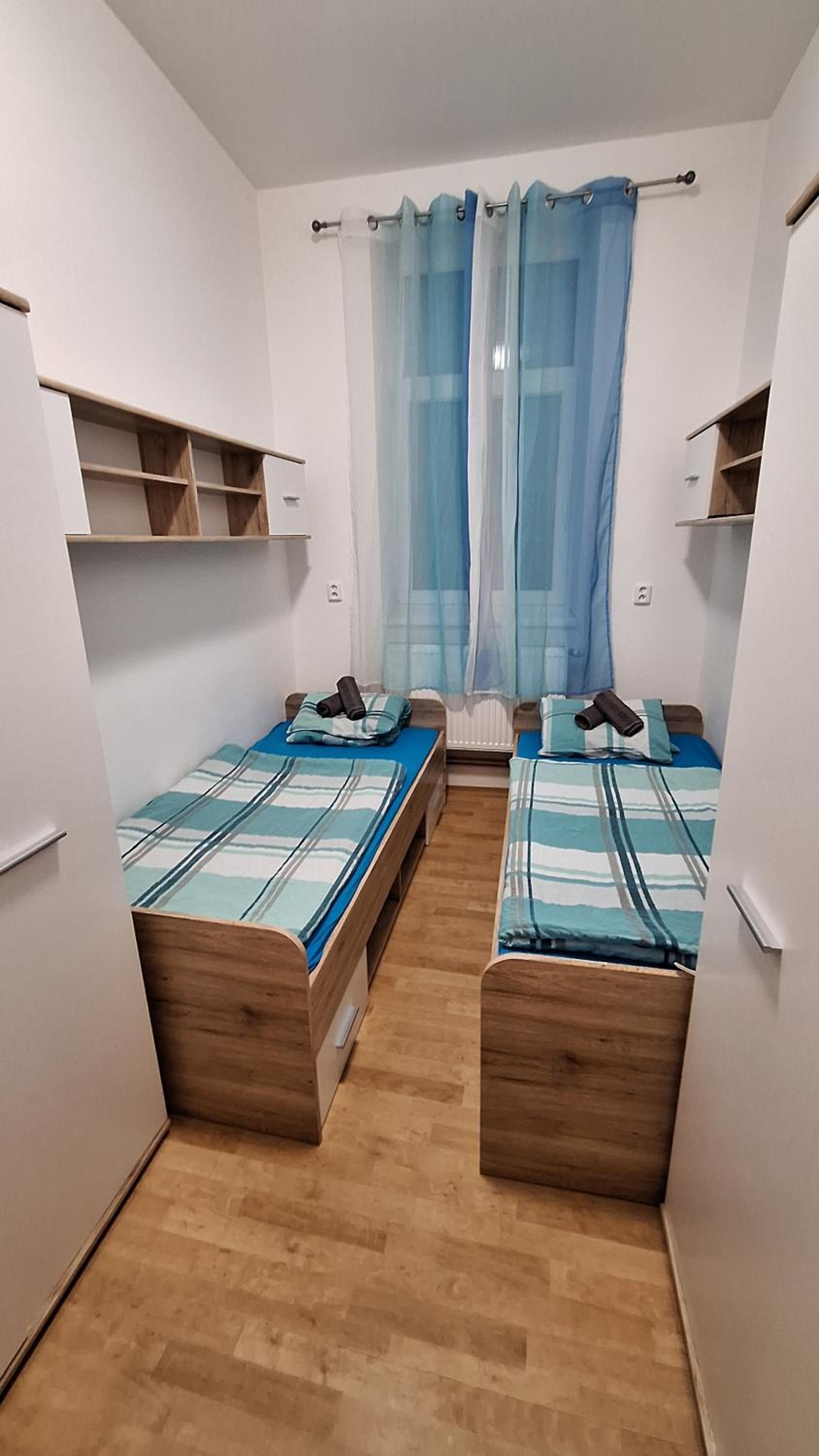 Standard Twin Room photo 3