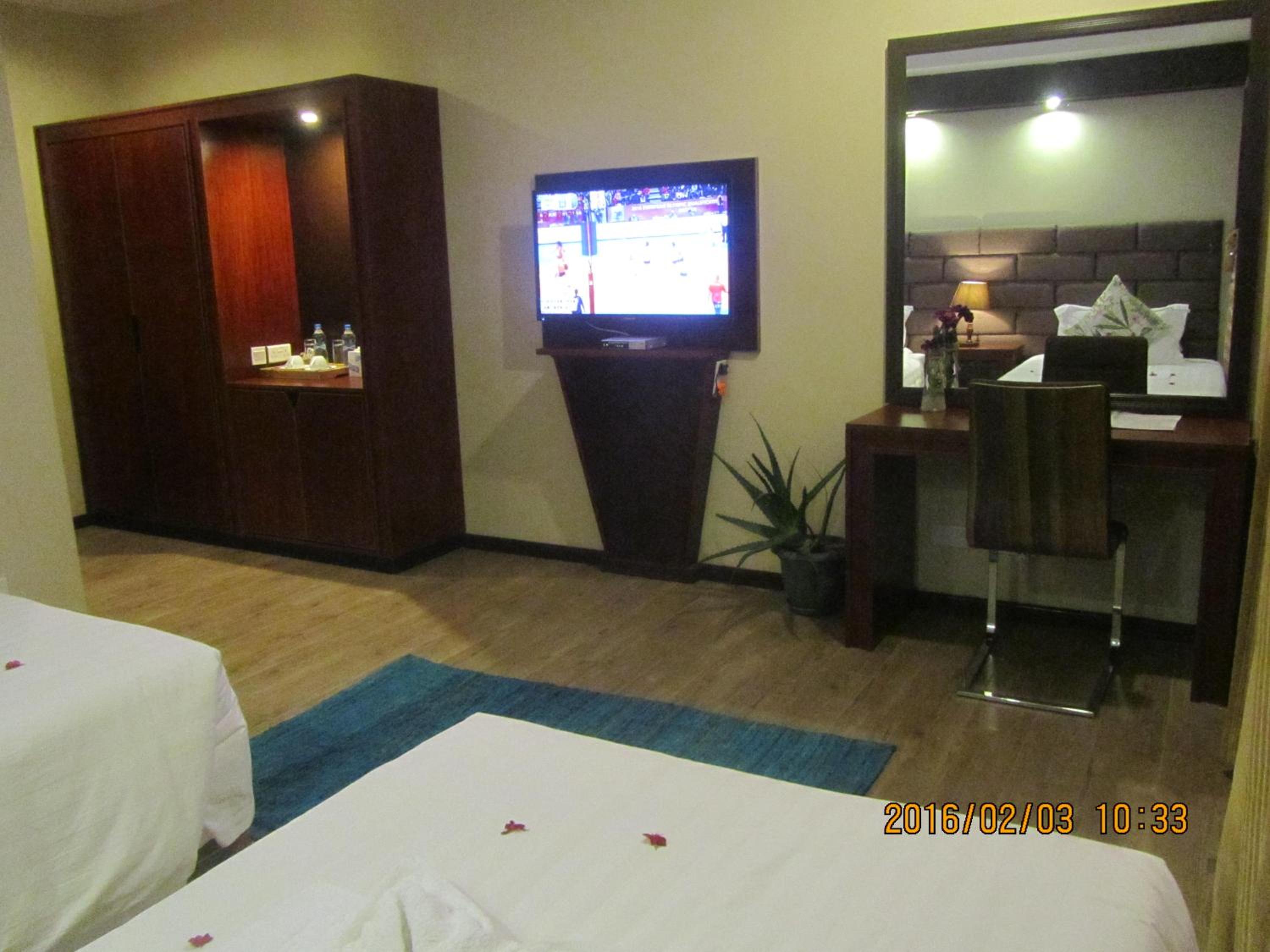 Twin Room with Bathroom
