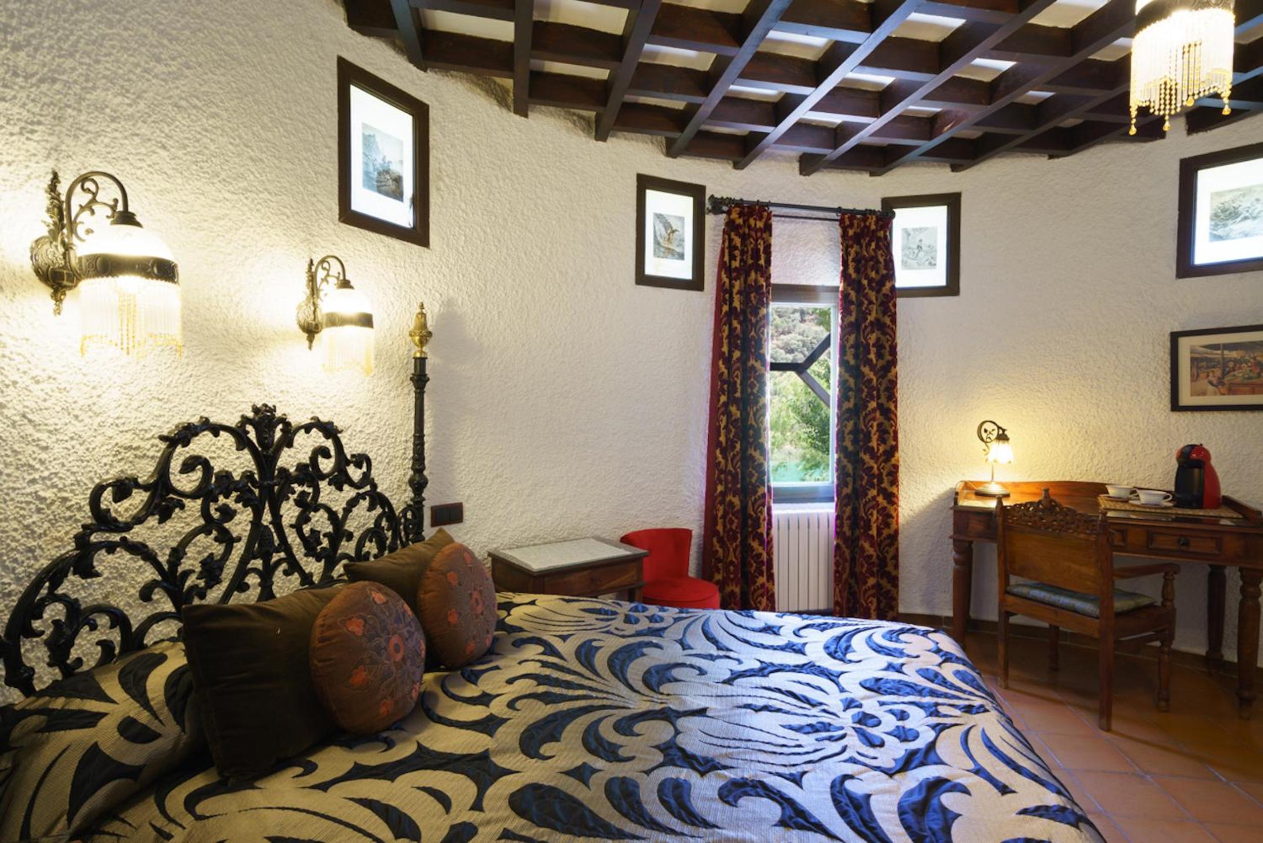 Suite with Balcony photo 2
