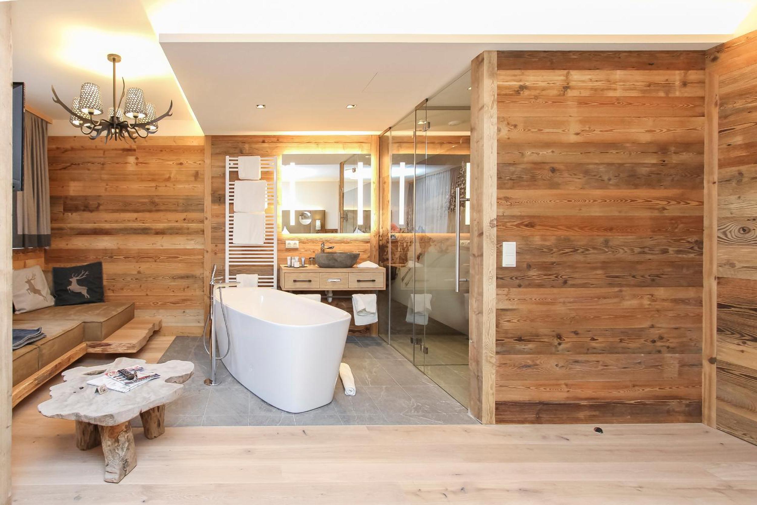Superior Double Room with Balcony - Photo 6