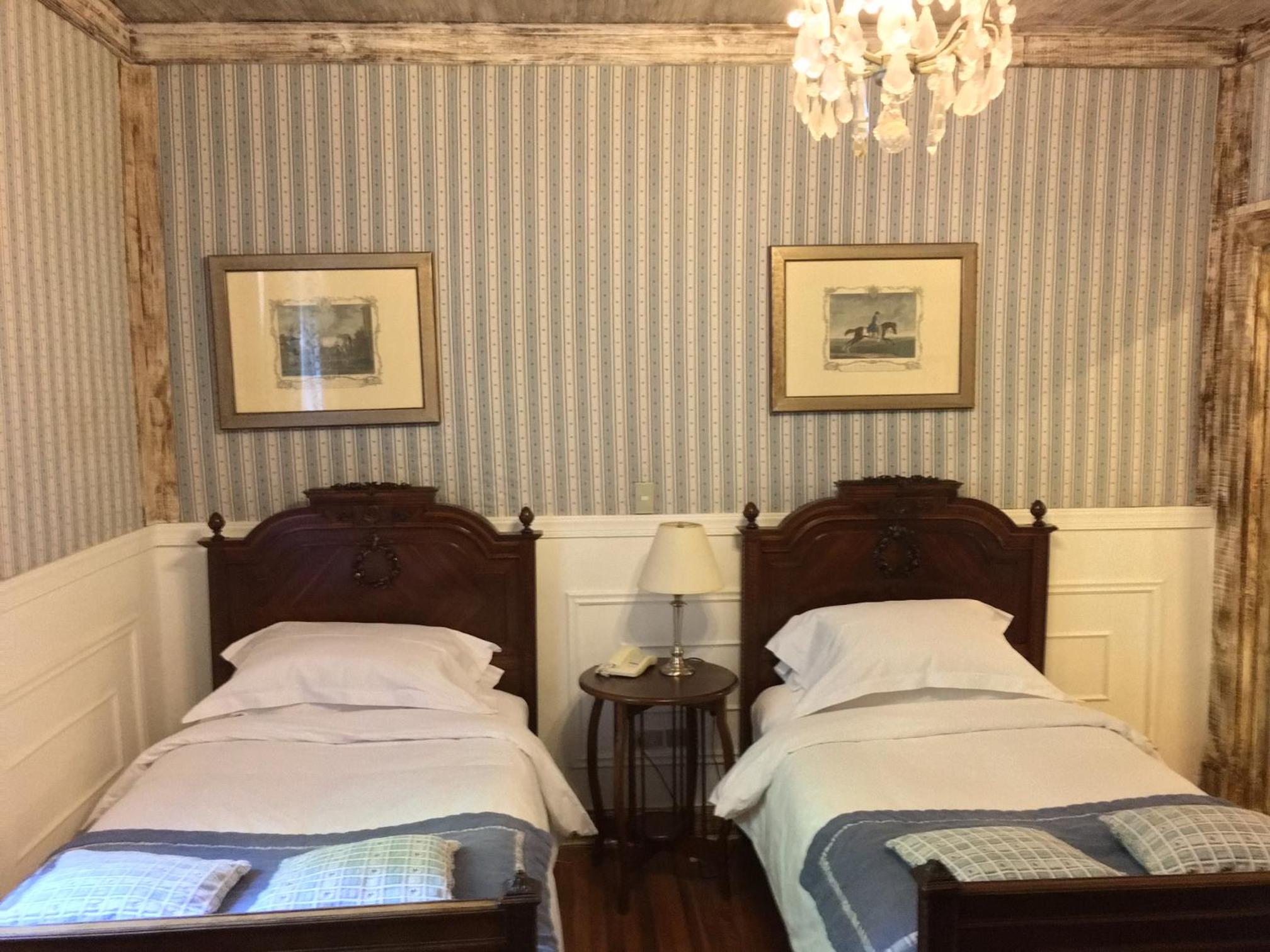 Standard Twin Room photo 1