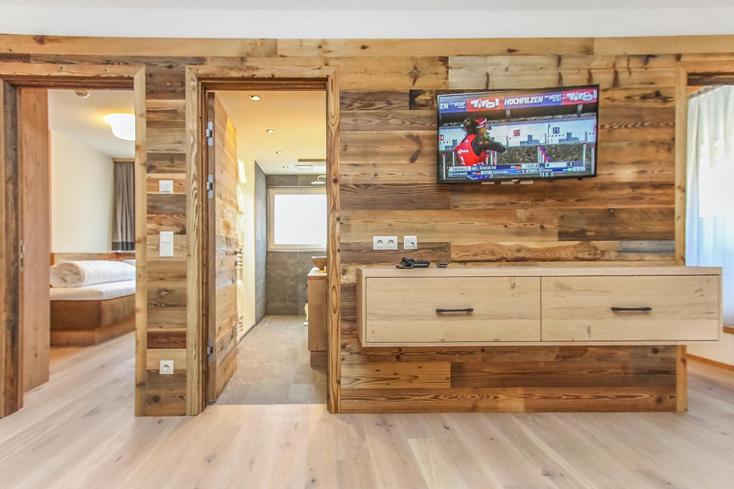 Two-Bedroom Suite - Photo 1