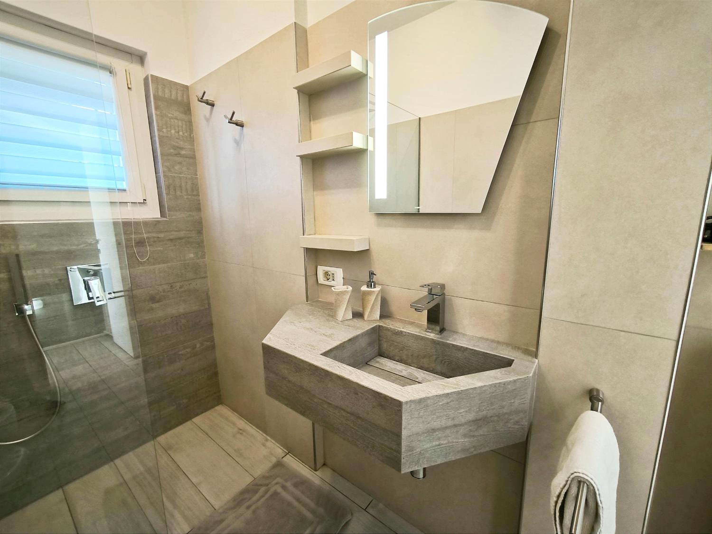 One-Bedroom House photo 2