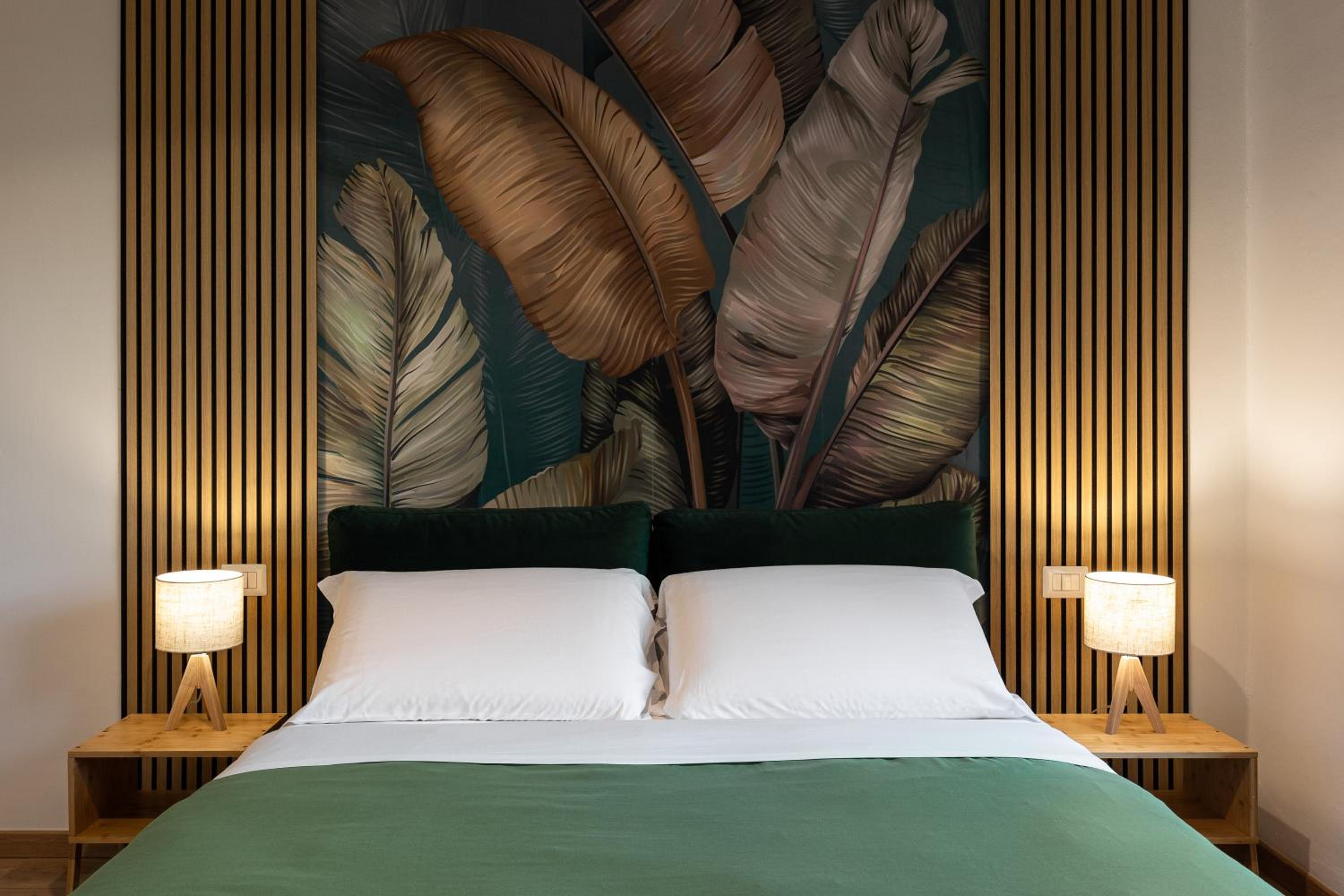 Deluxe Room - Photo 1