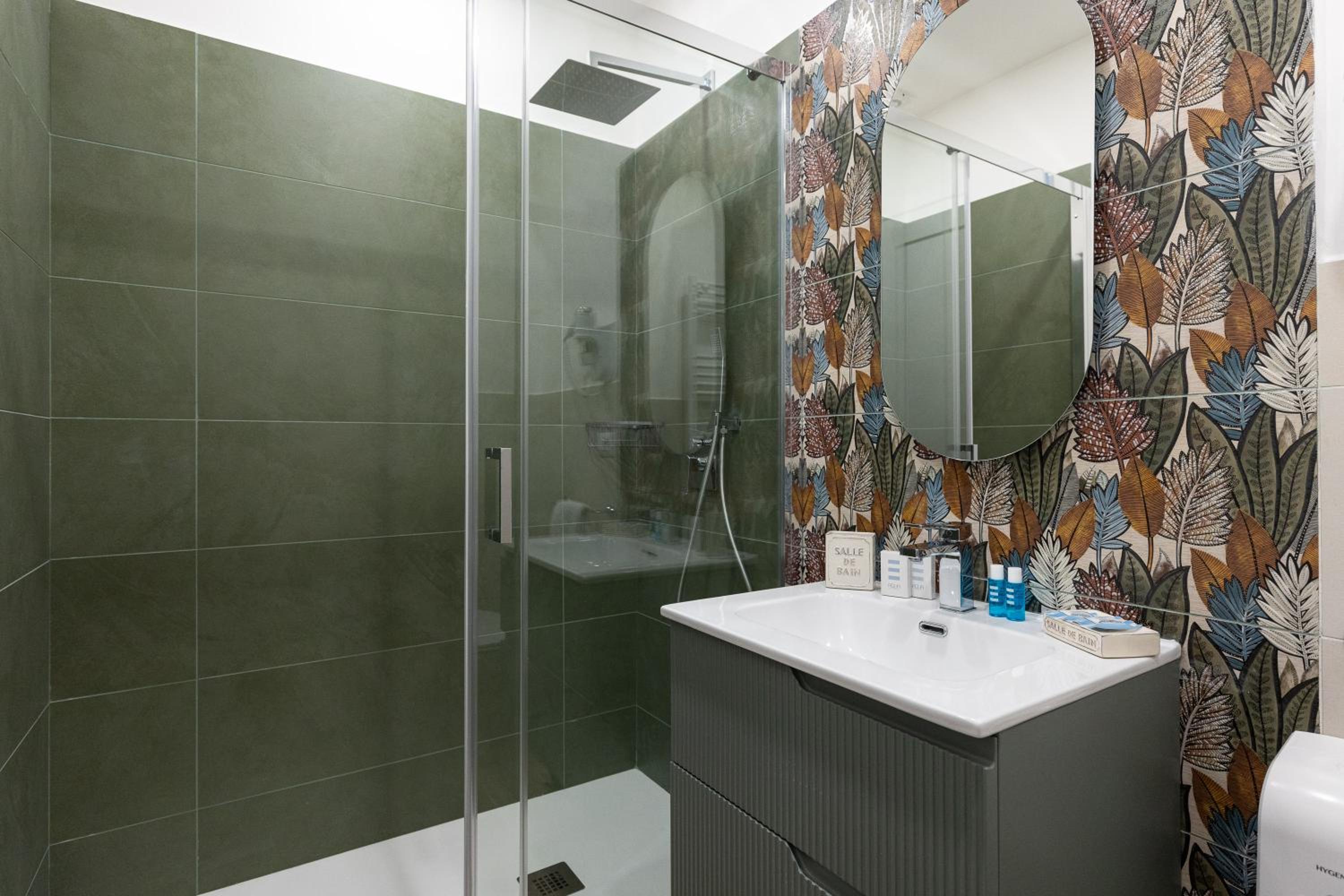 Deluxe Room - Photo 2
