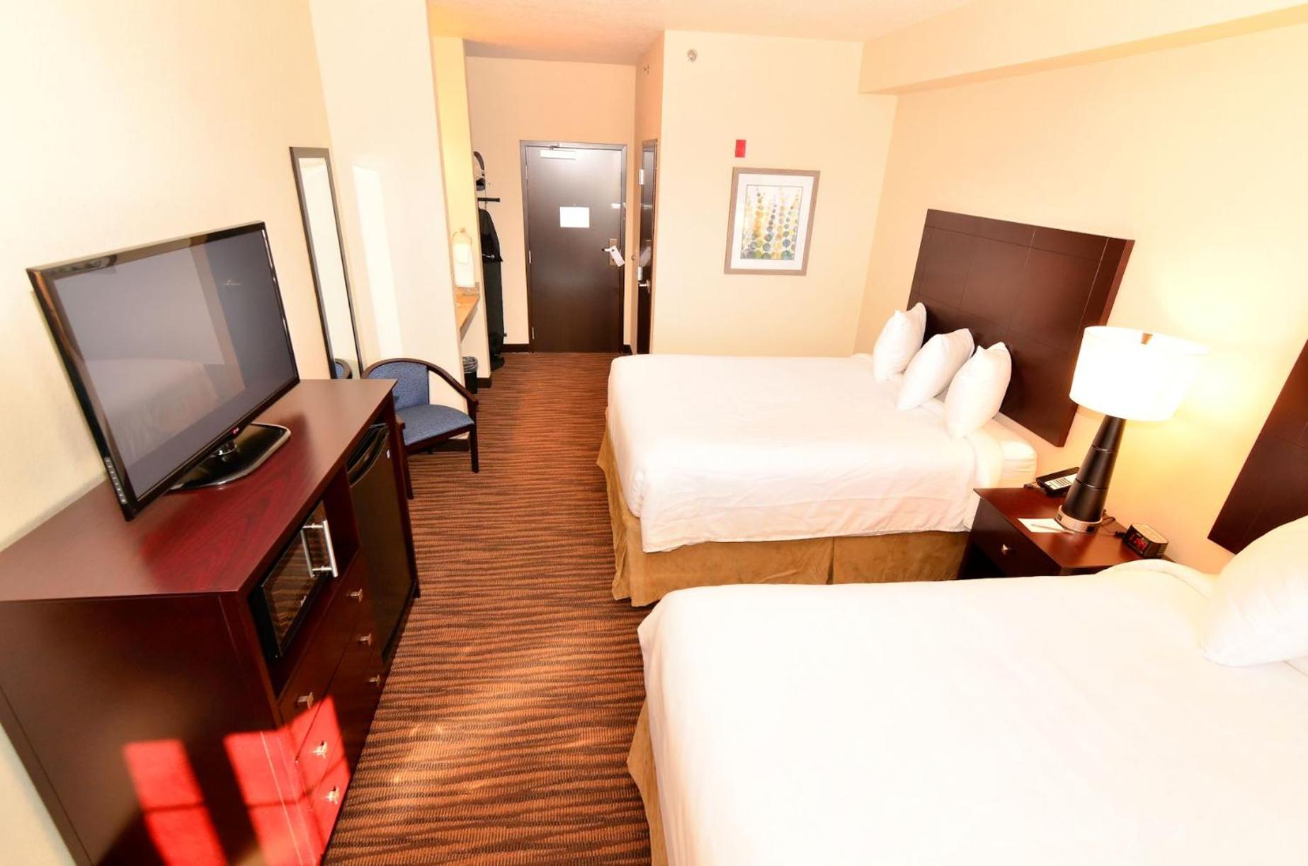 Standard Queen Room with Two Queen Beds