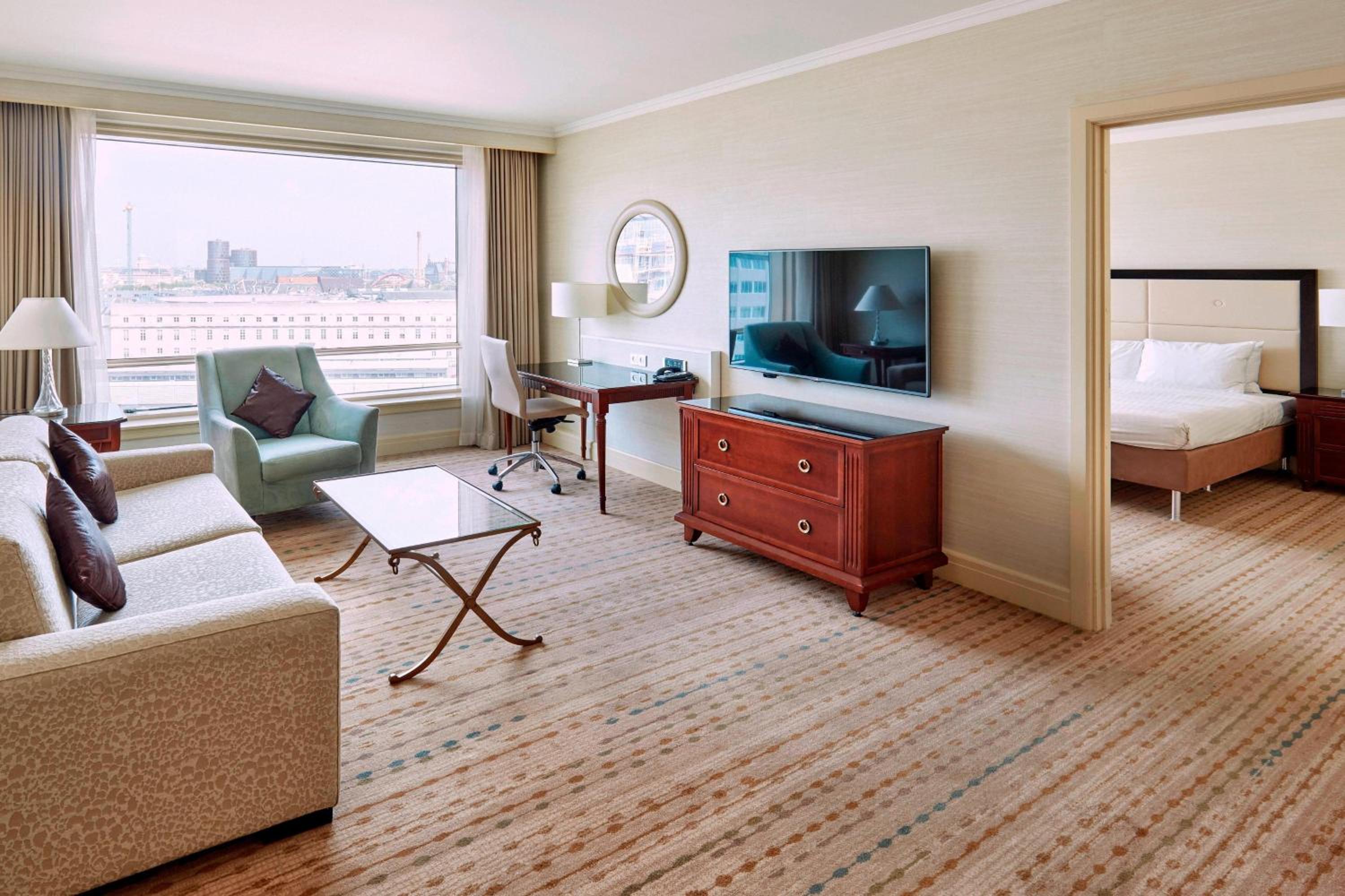 Executive King Suite - Executive Lounge Access