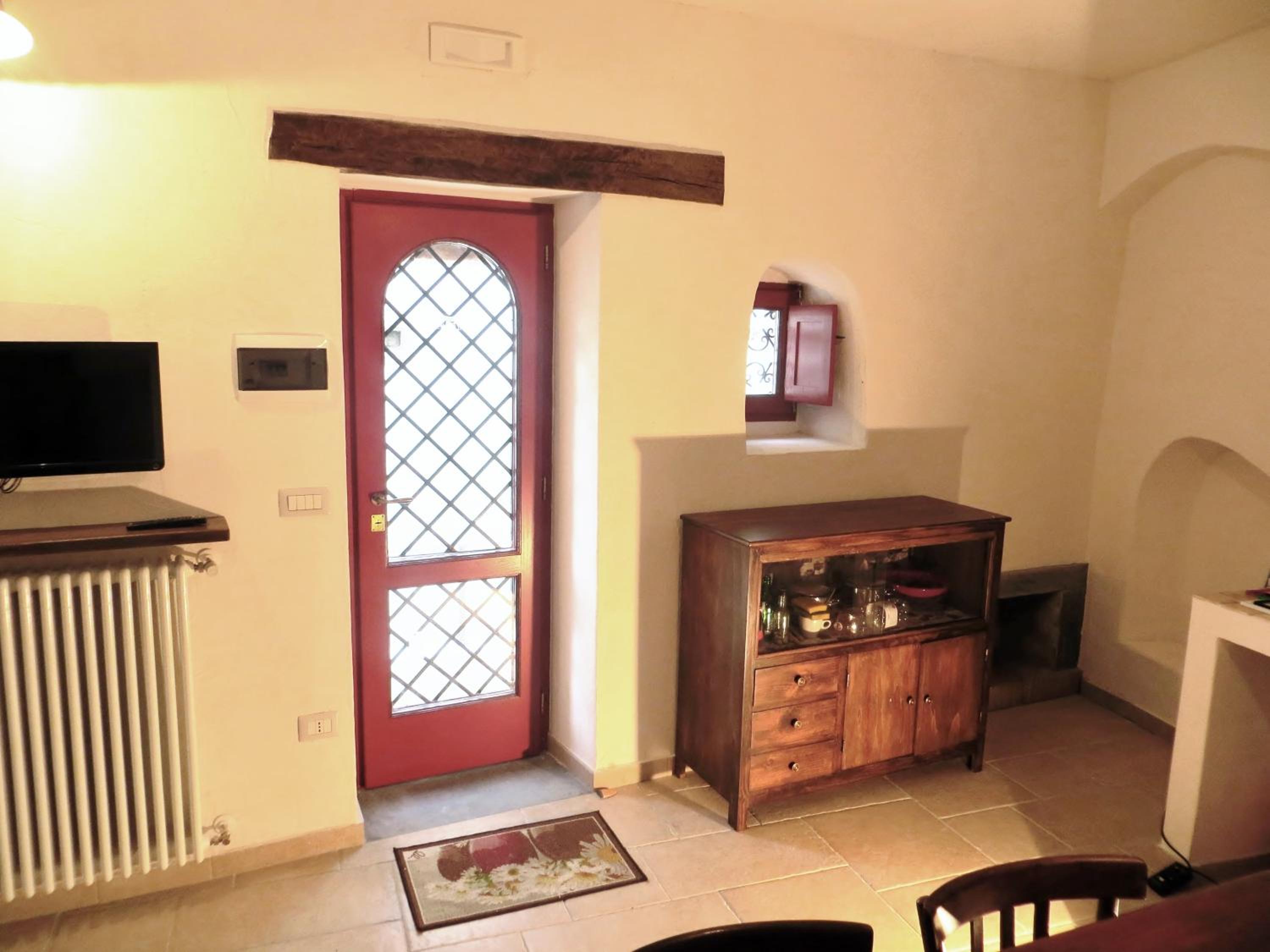Two-Bedroom House 52 - Photo 4