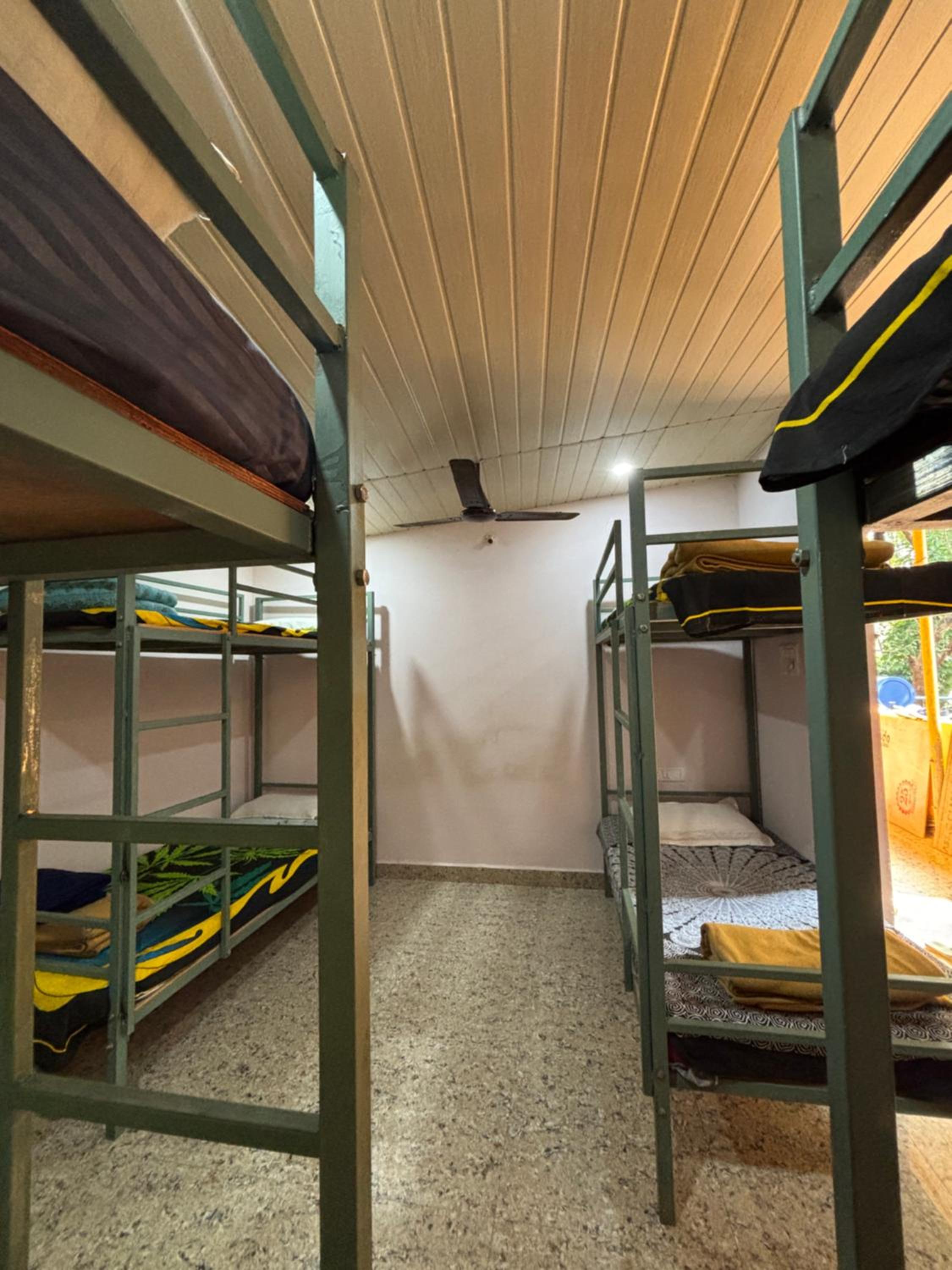 Bed in 8-Bed Mixed Dormitory Room