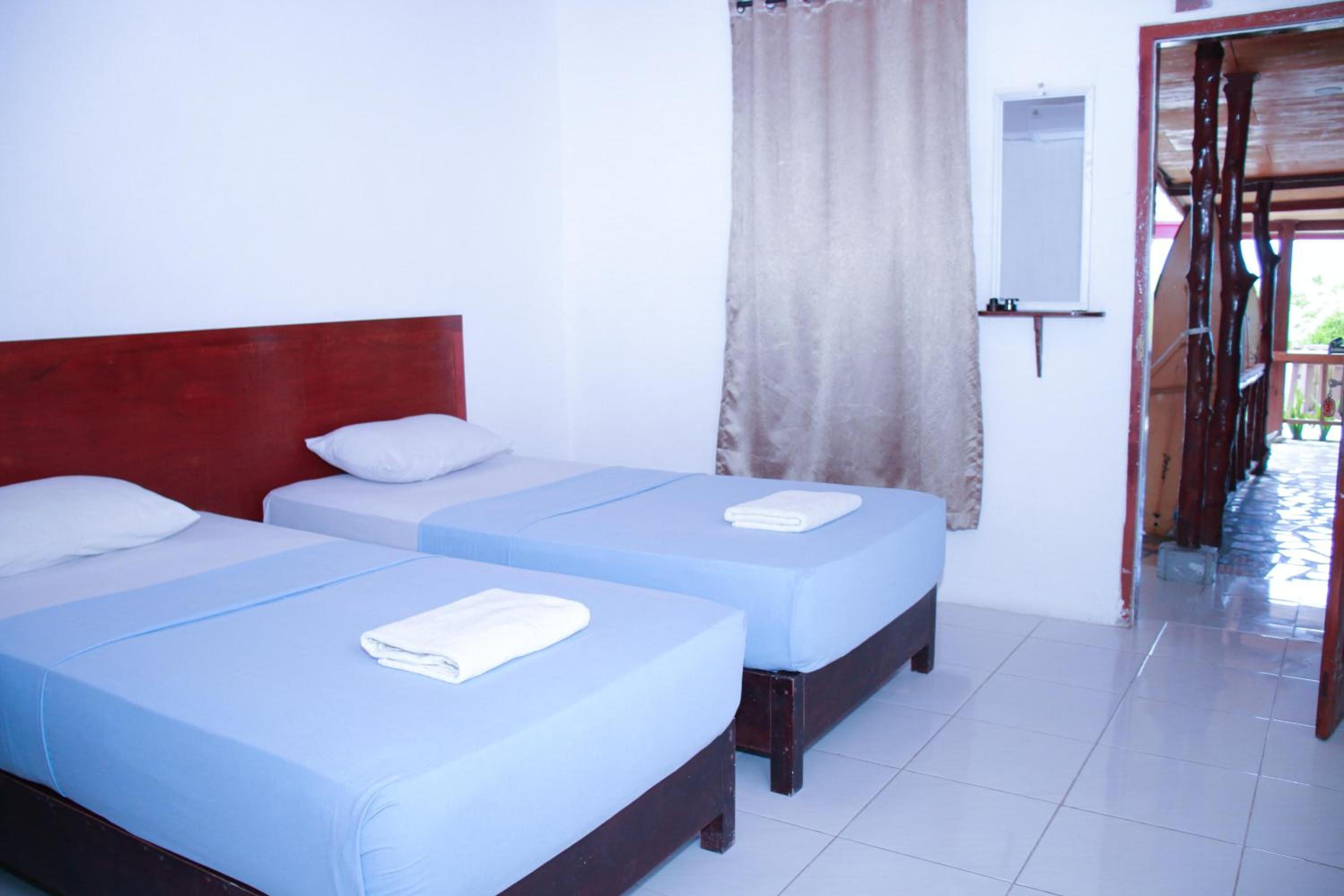 Double or Twin Room - Photo 2