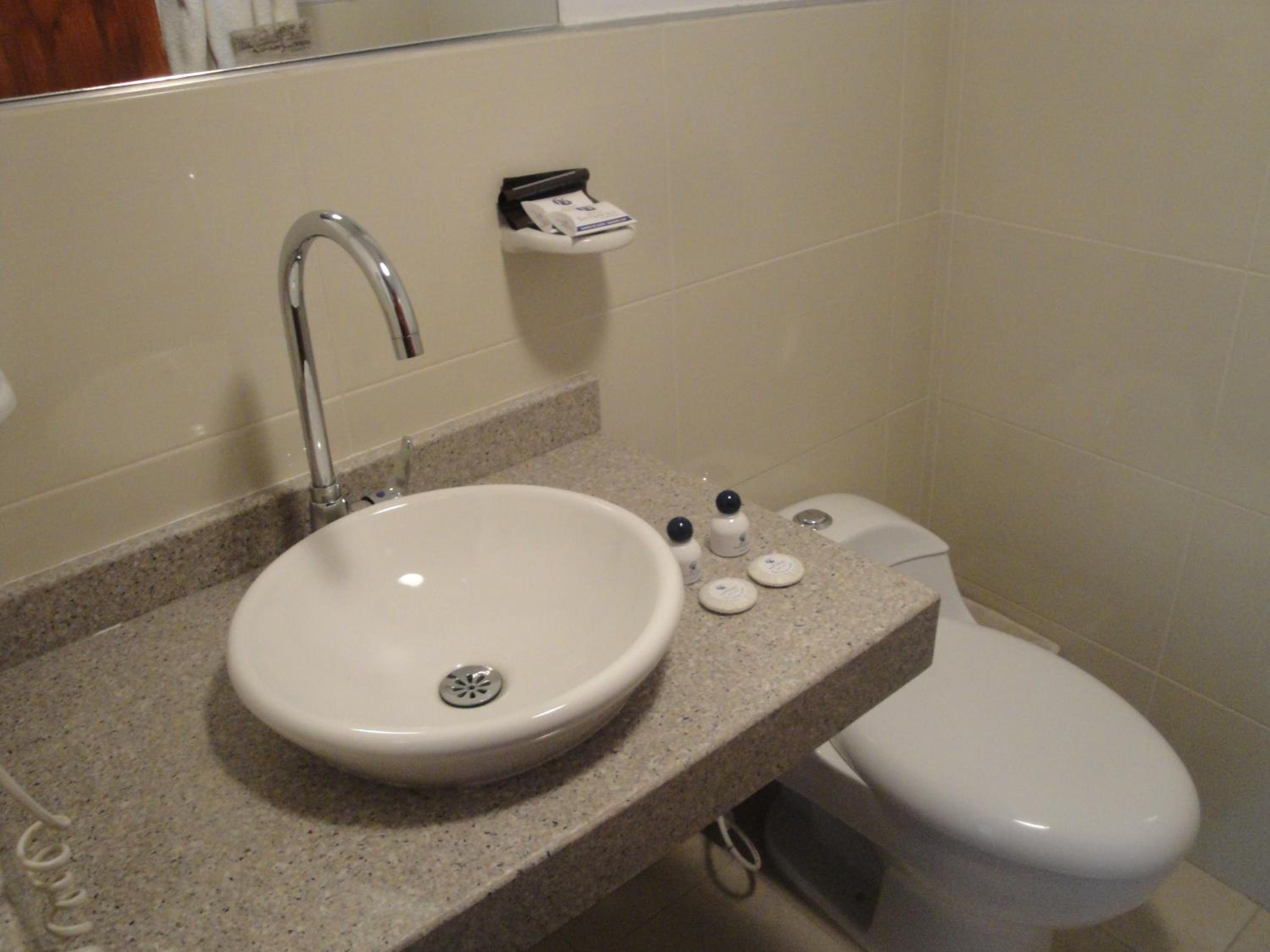 Executive Triple Room photo 3