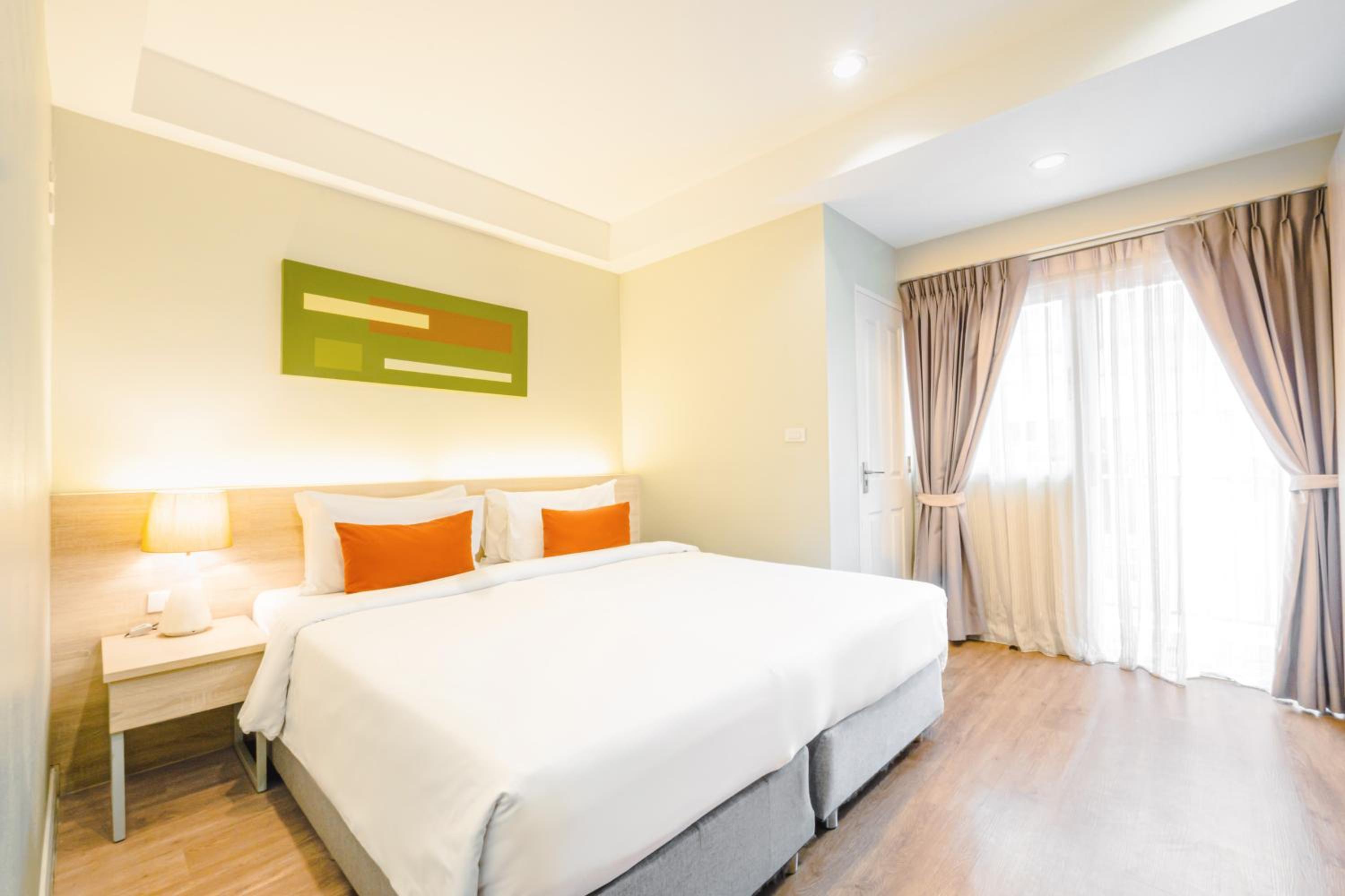 Budget Double Room - Photo 4