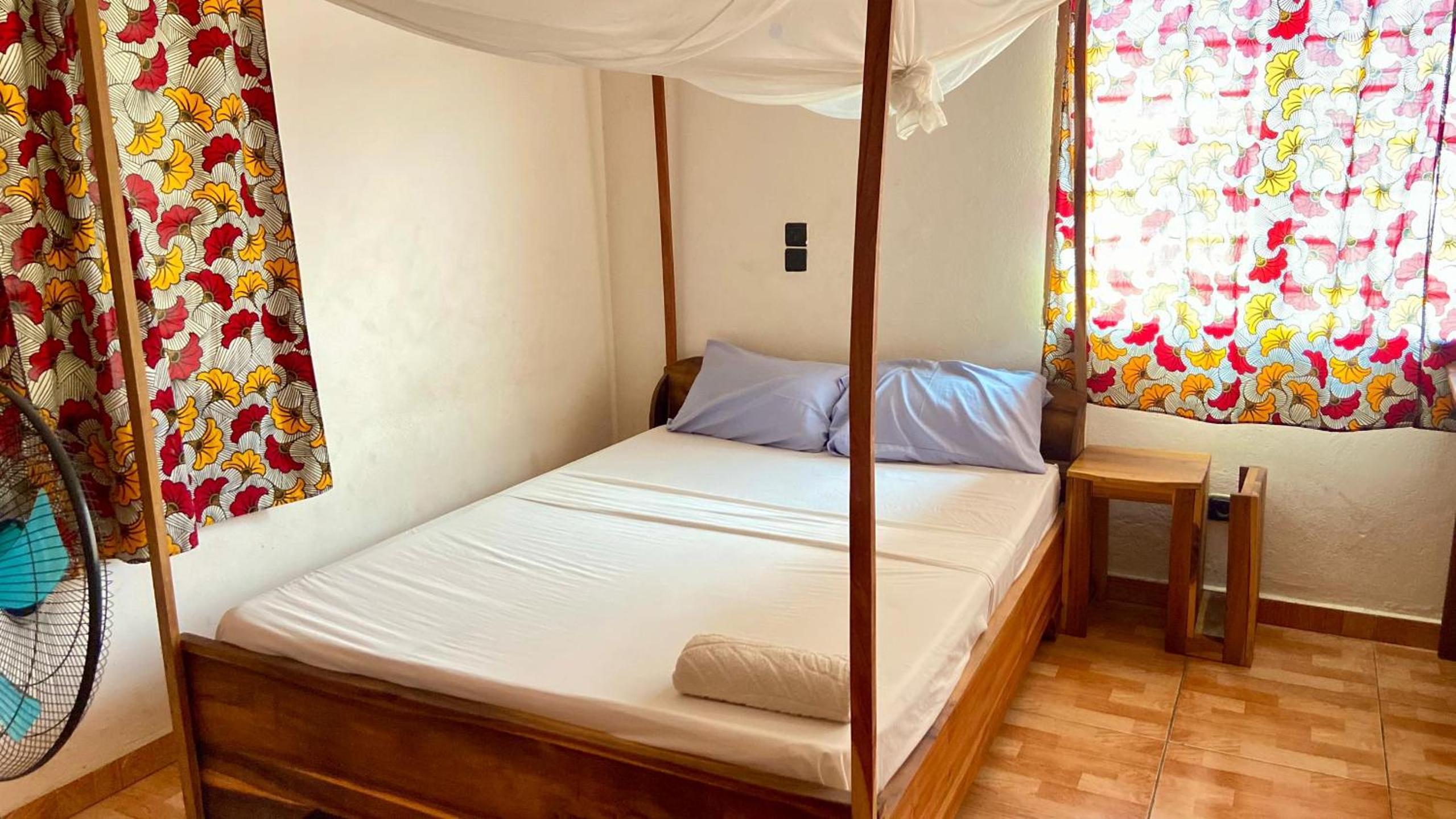 Double Room with Private Bathroom photo 2