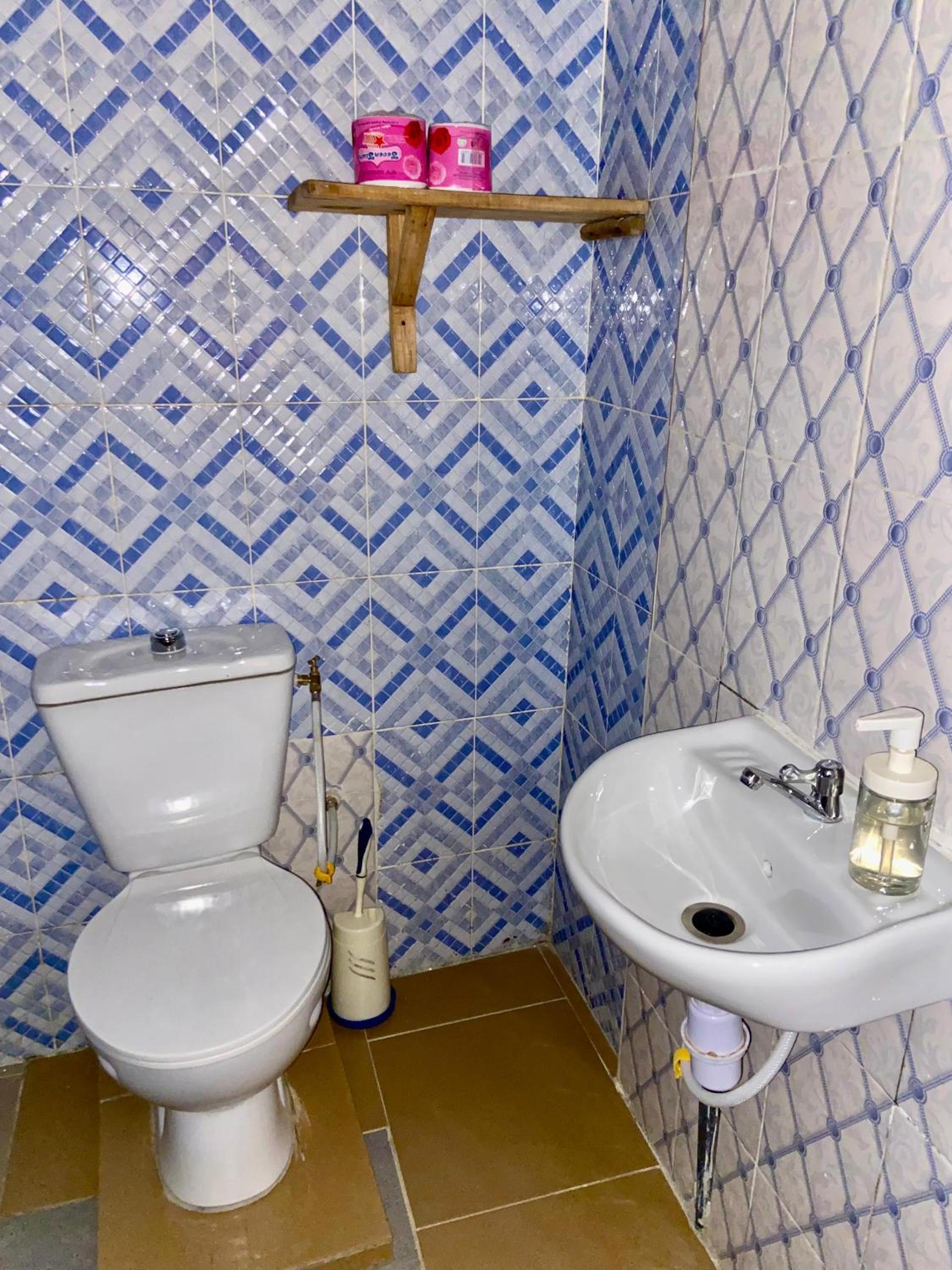 Double Room with Private Bathroom photo 2