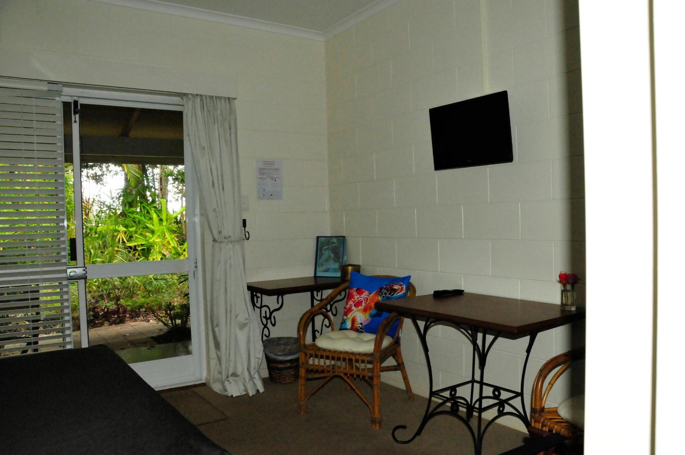 Queen Room (2 Guests) photo 2