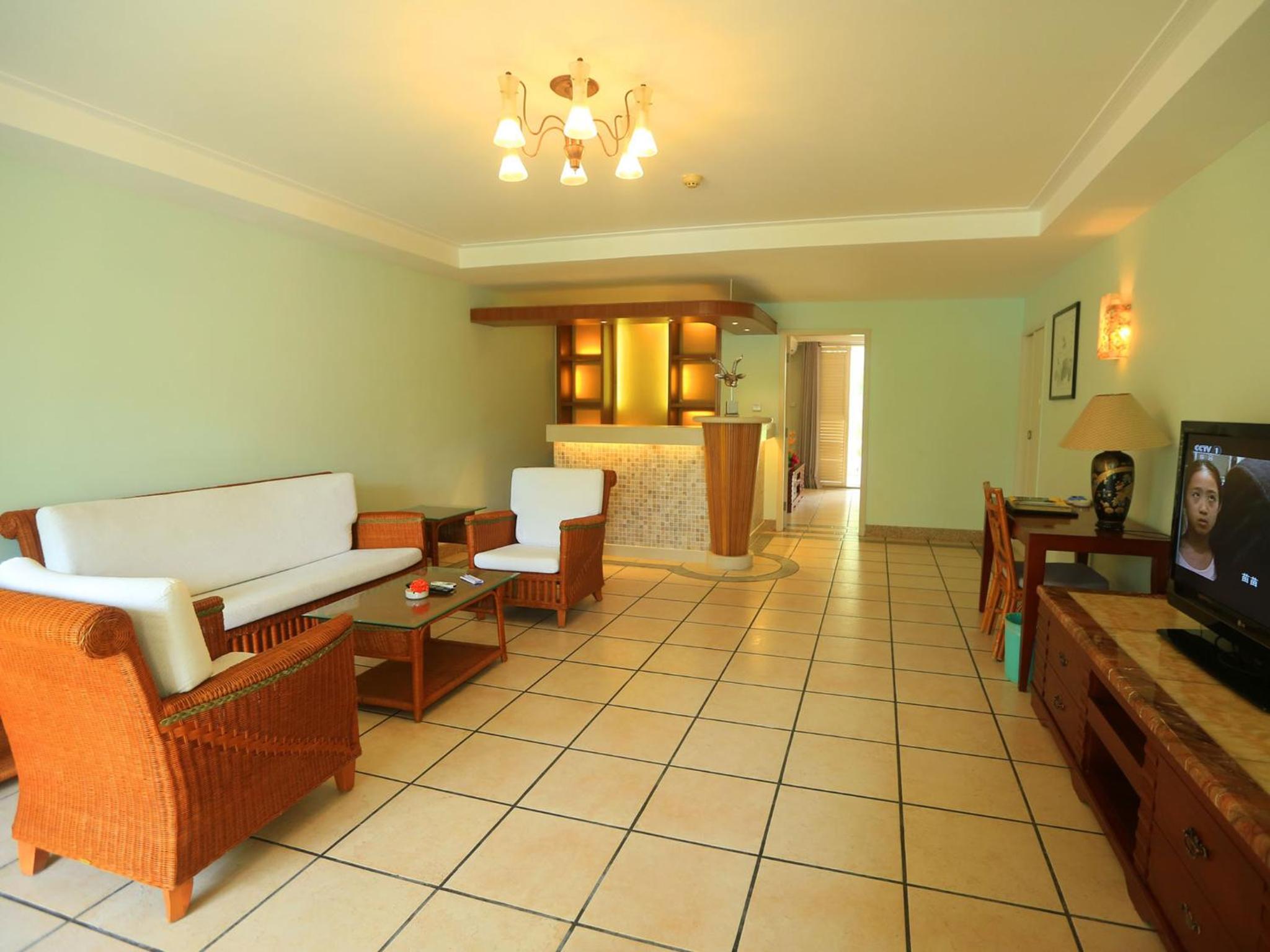 Superior Villa with living Room(Three bed Room)