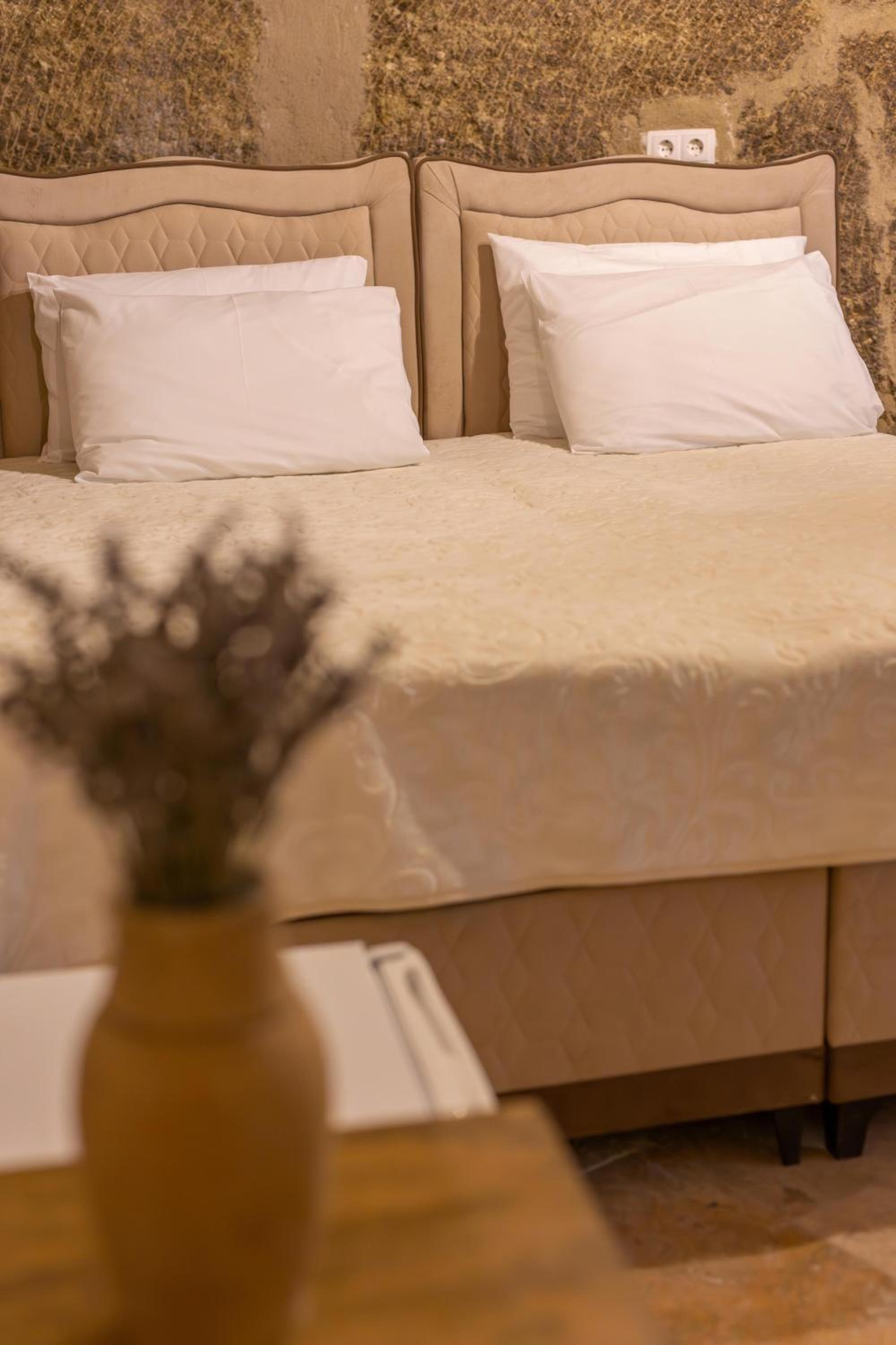 Triple Room with Bath