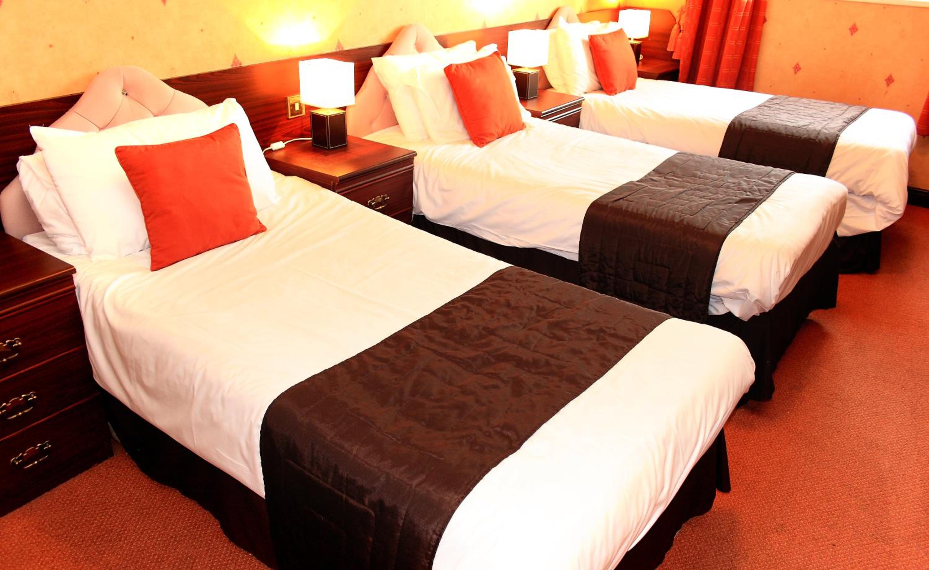 Triple Room - Photo 1