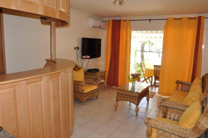 Villa - Beach Front photo 2