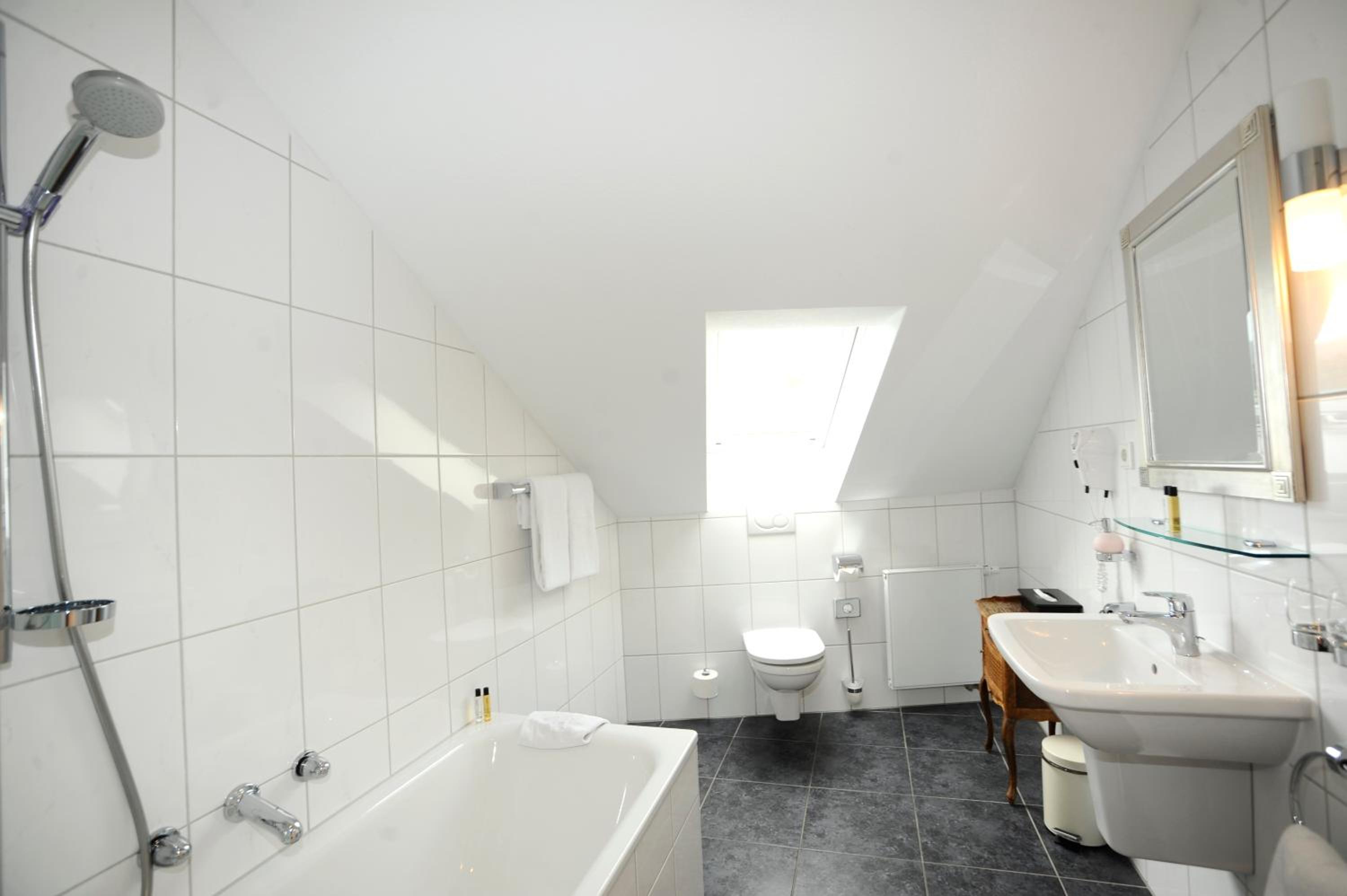 Superior Double Room - Photo 9