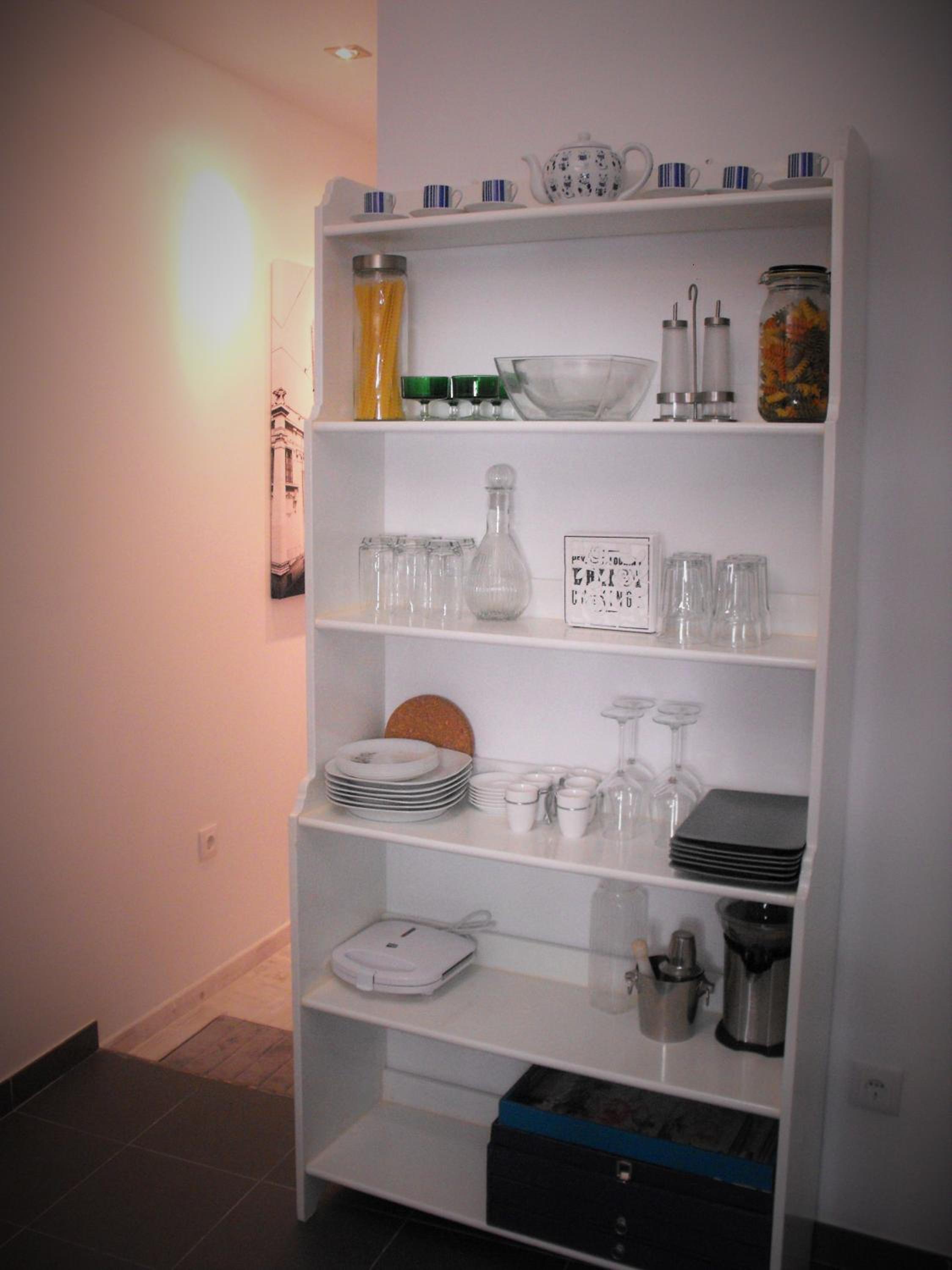 Two-Bedroom Apartment - Photo 21
