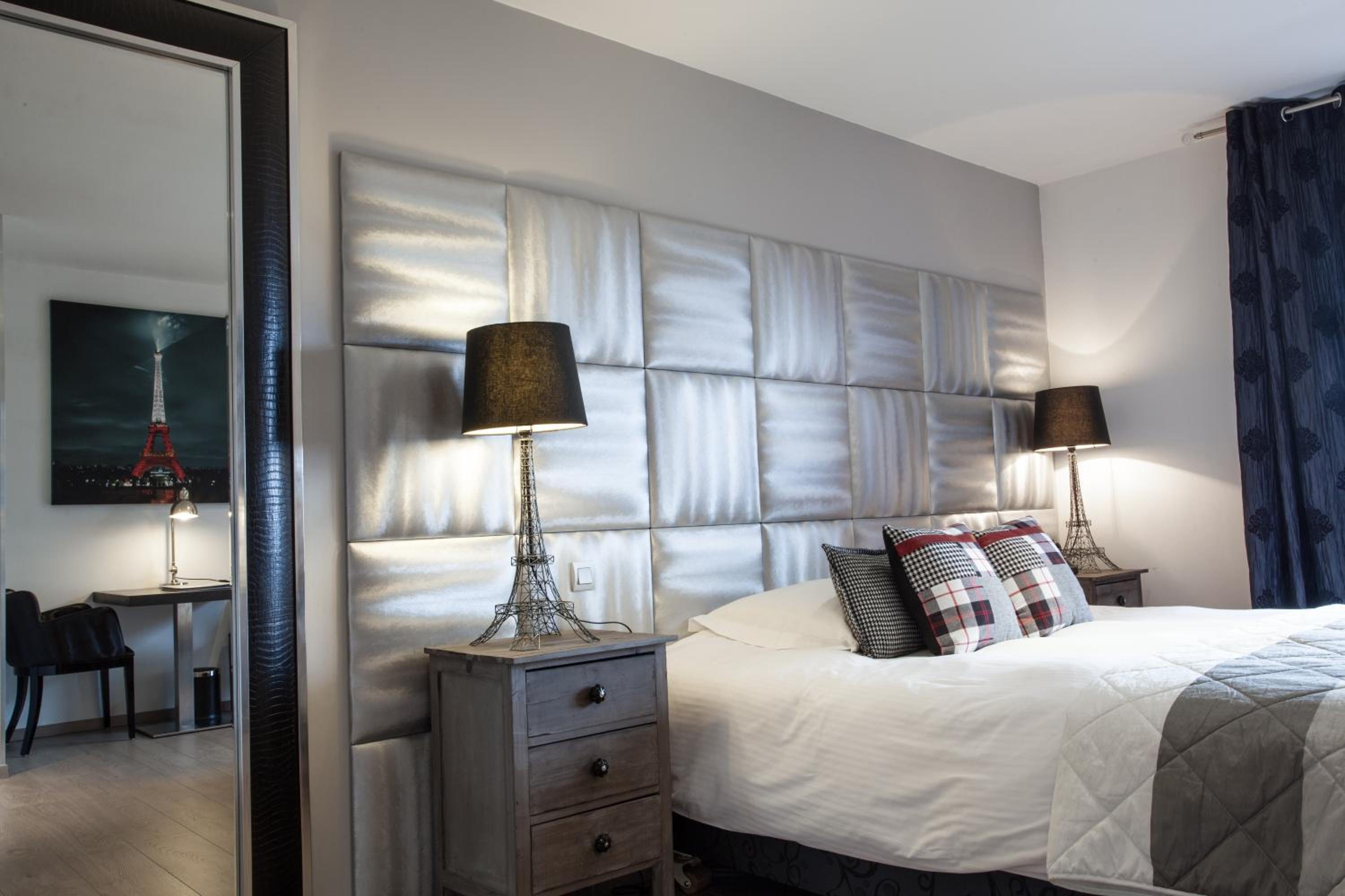 Deluxe Double Room - Photo 8