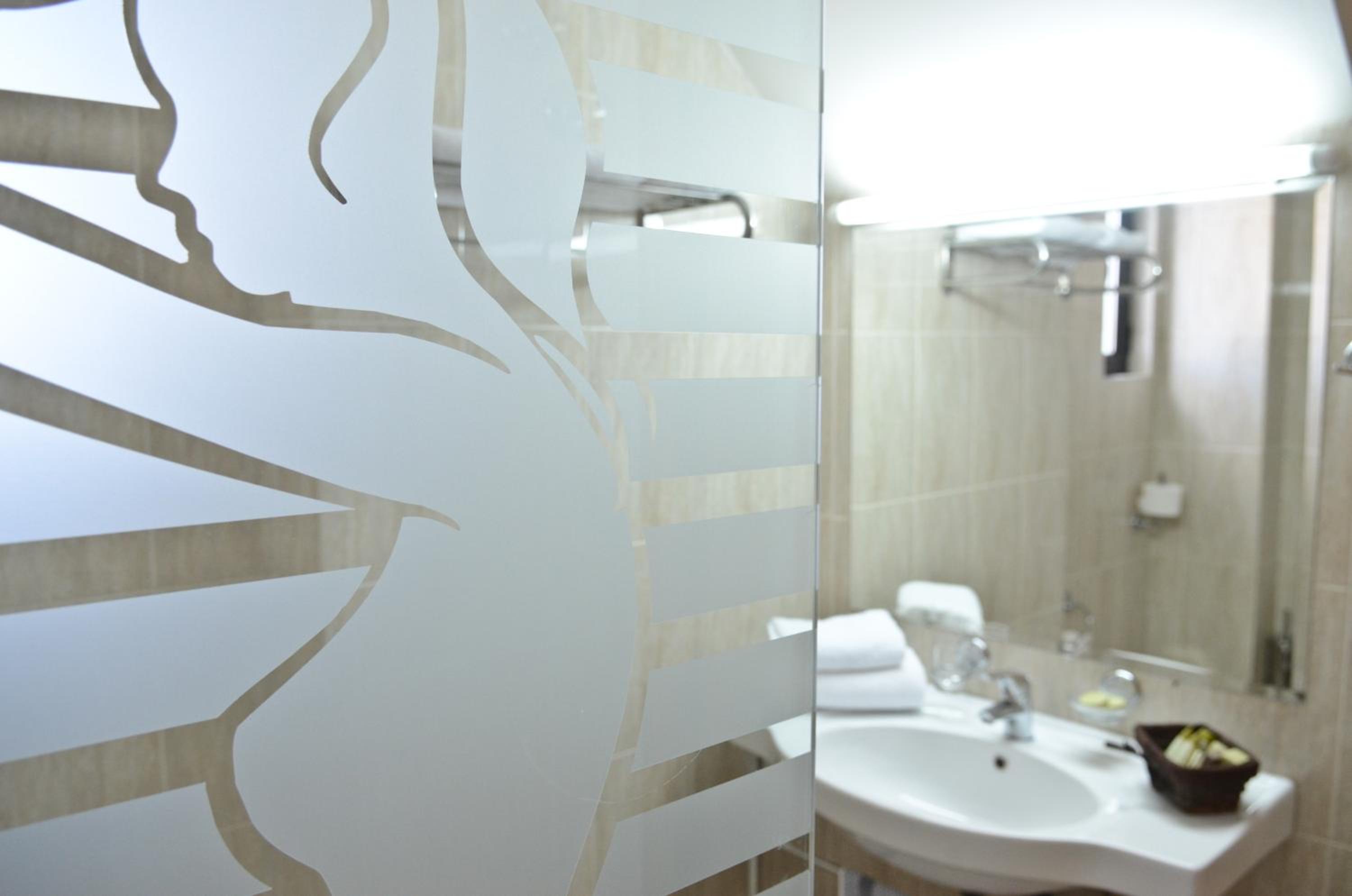 Junior Suite - Photo 6