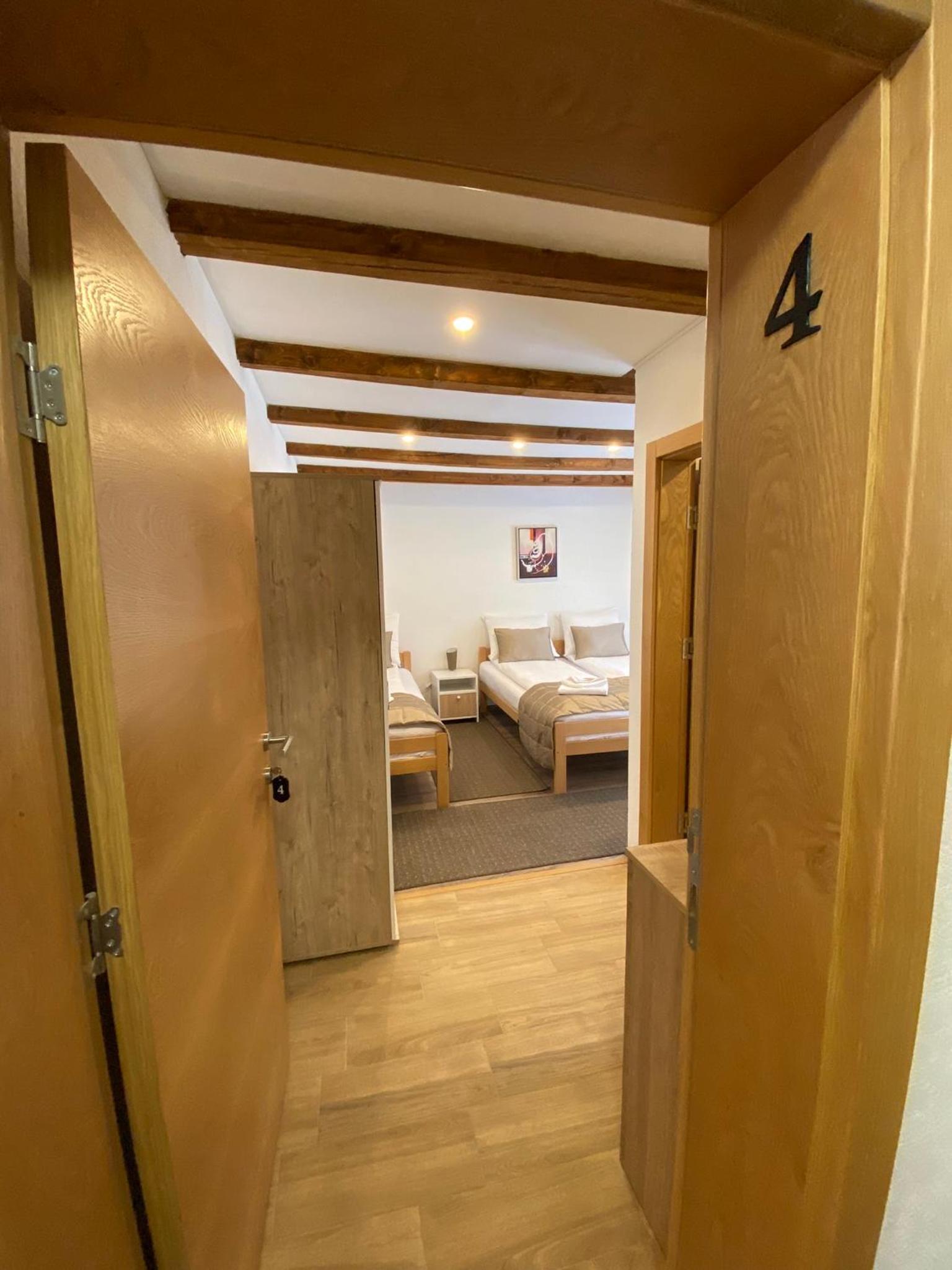 Deluxe Triple Room photo 3