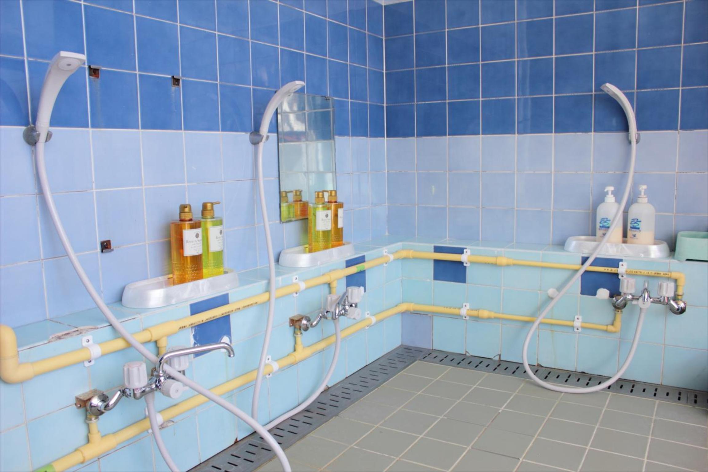 Japanese-Style Standard Room with Shared Shower and Toilet photo 3