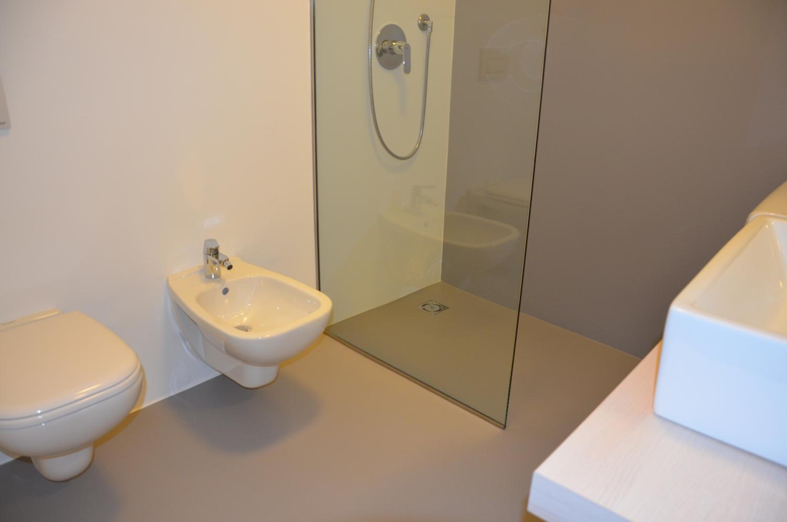 One-Bedroom Apartment with Balcony Sole photo 3