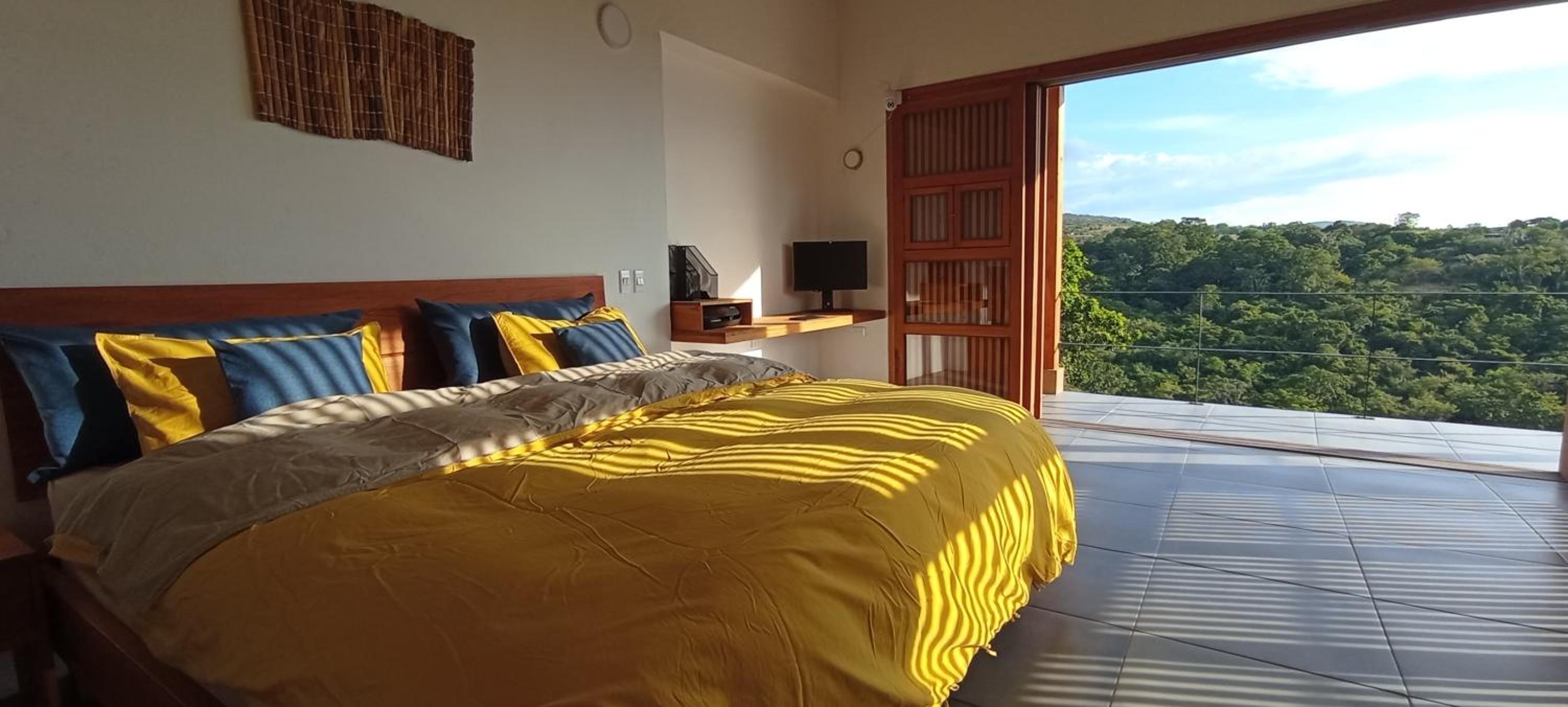 Junior Suite with Mountain View