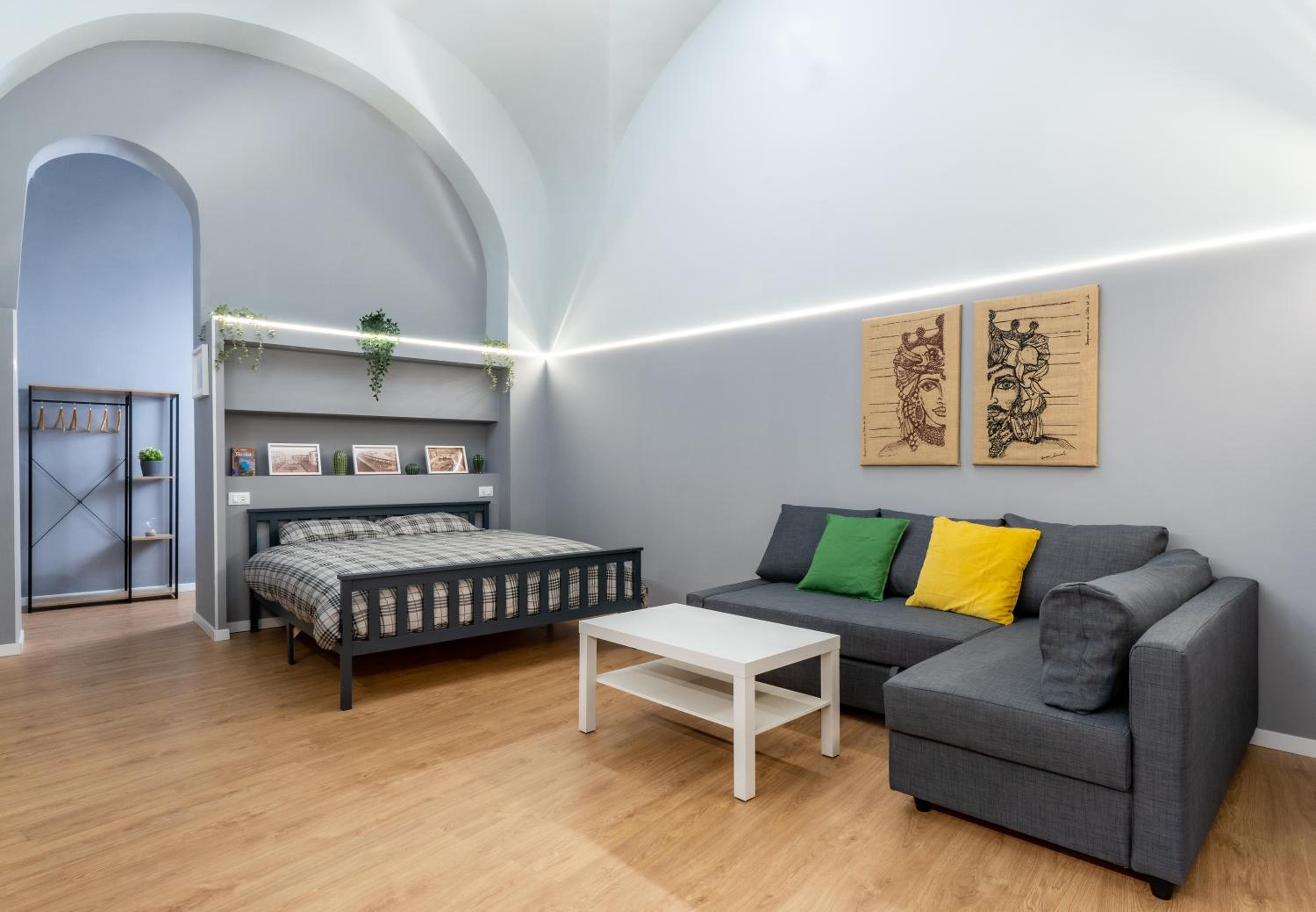 One-Bedroom Apartment