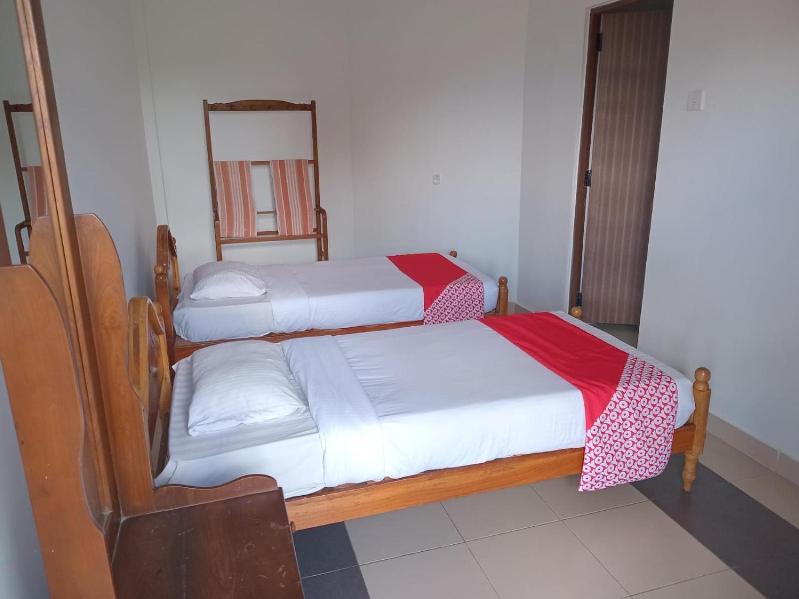 Budget Twin Room photo 1
