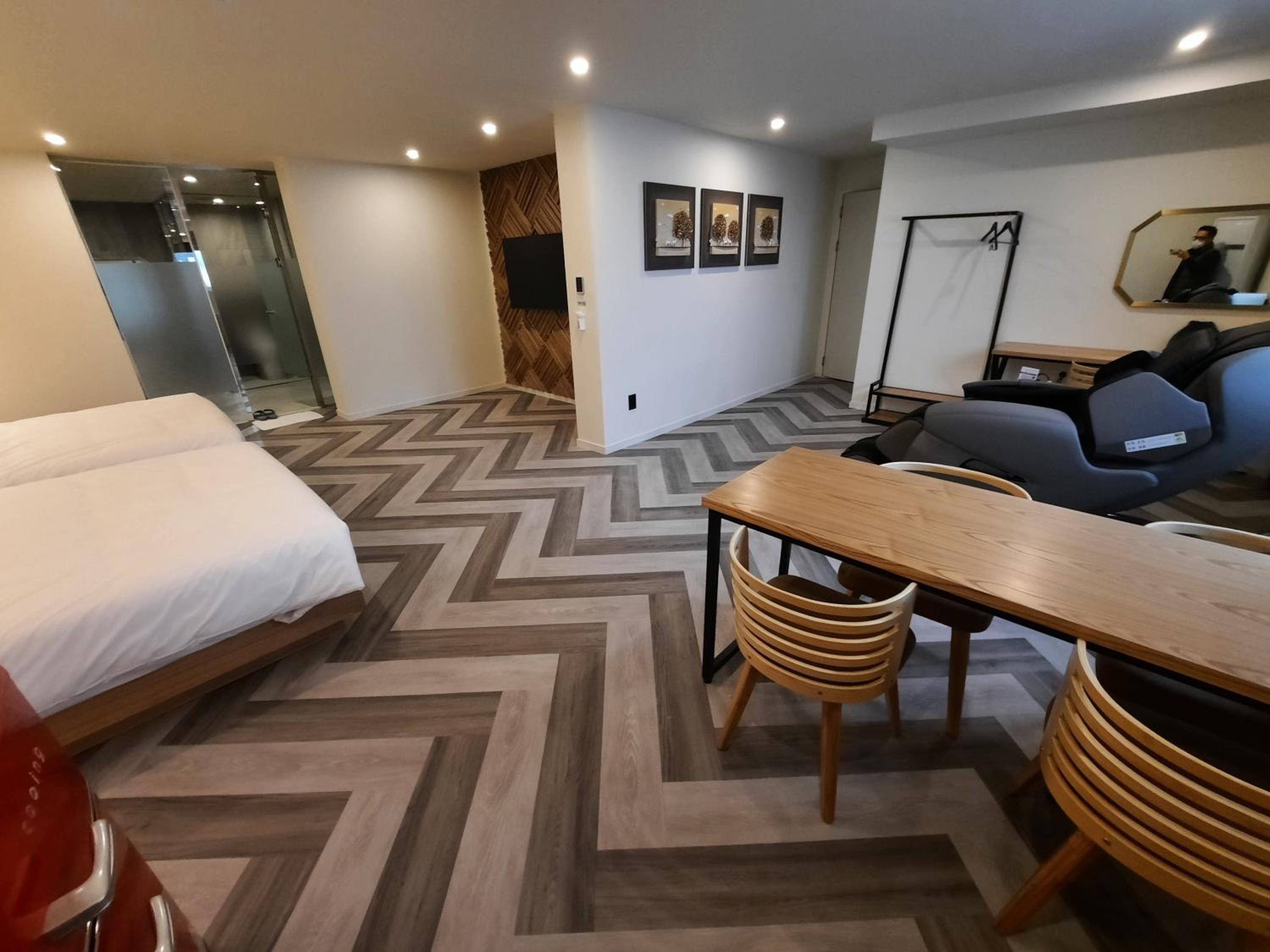 Double or Twin Room with City View