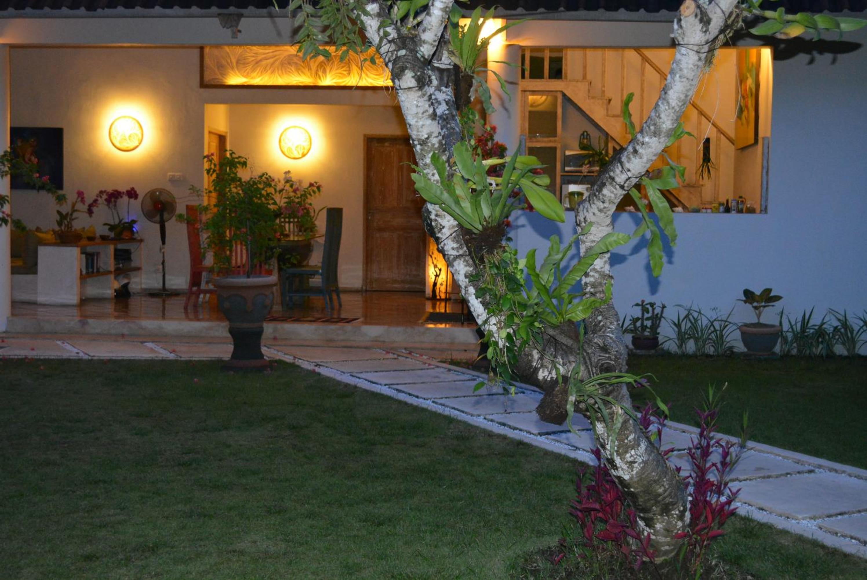 Three-Bedroom Villa - Photo 17