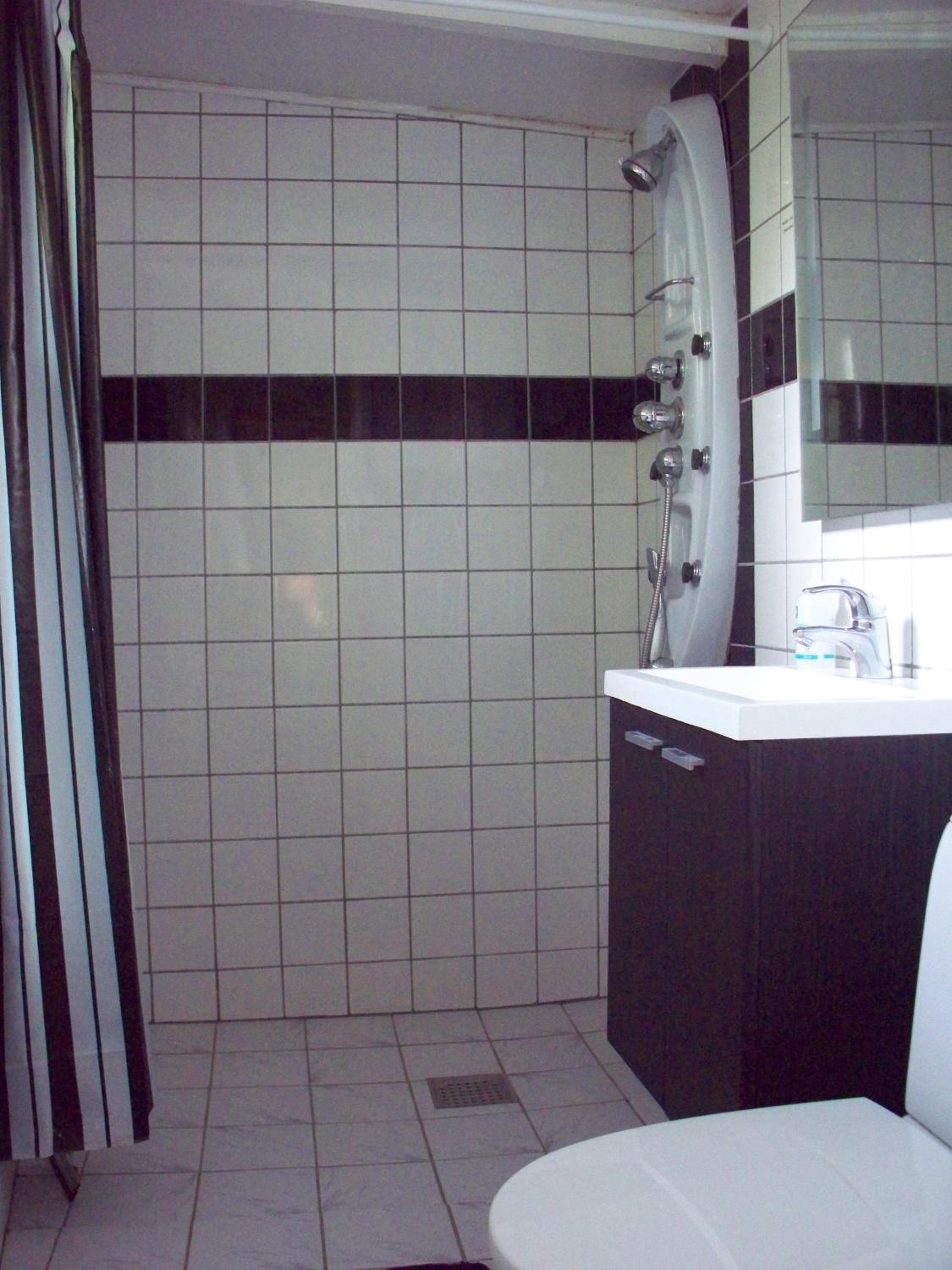 Apartment (4 Adults) - Photo 10