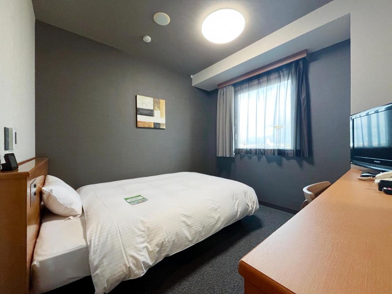 Single Room - Smoking - Heated Tobacco Only